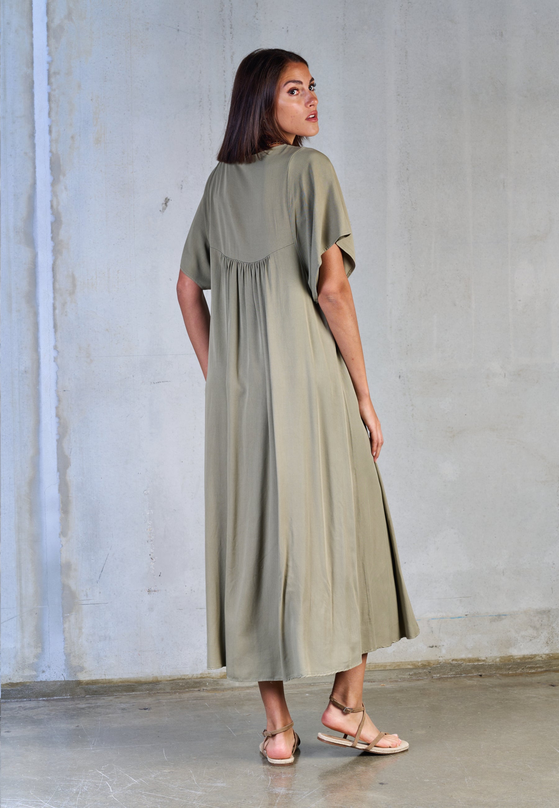 SOFT LINE DRESS