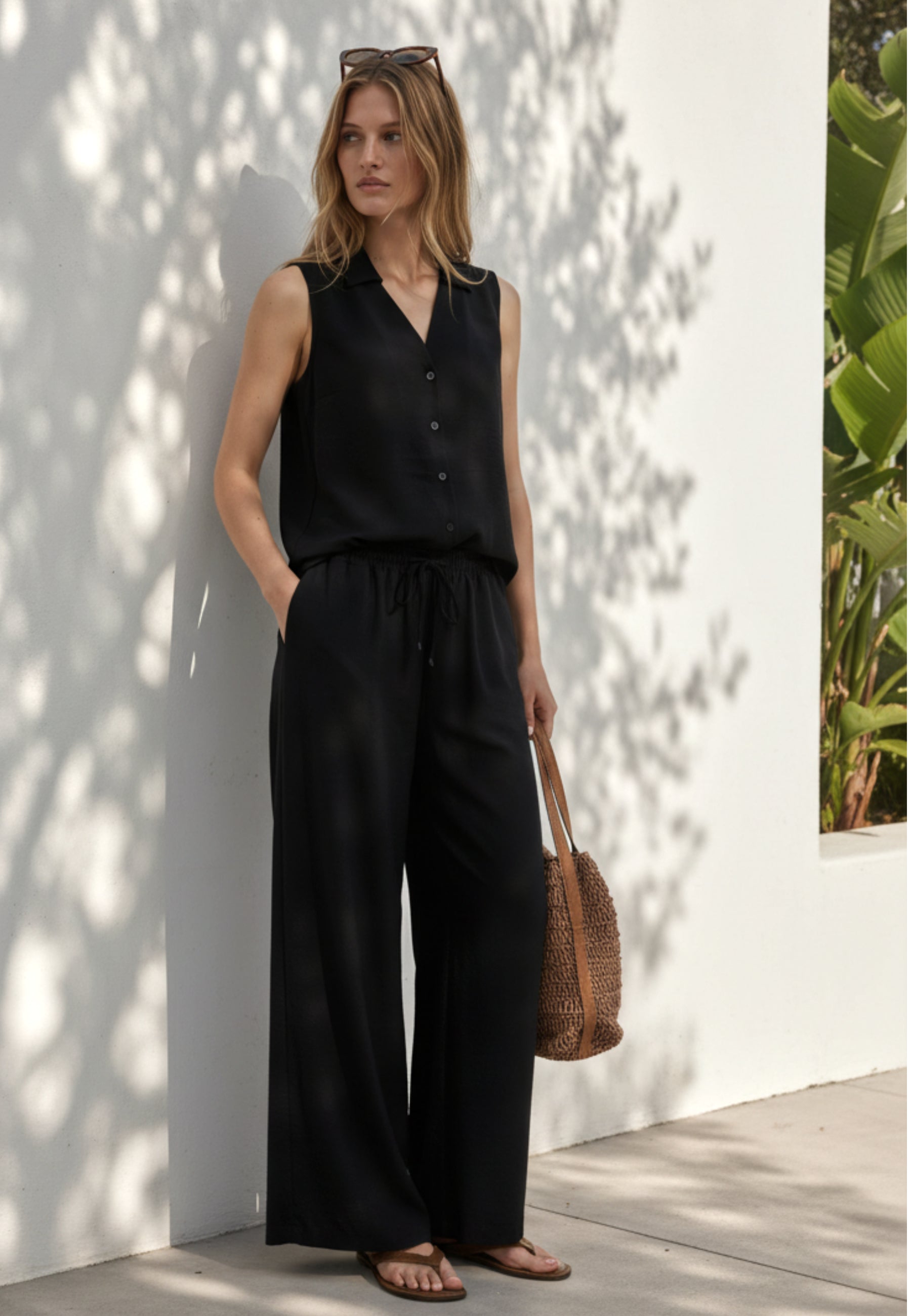 HOSE FLOWY WIDE LEG