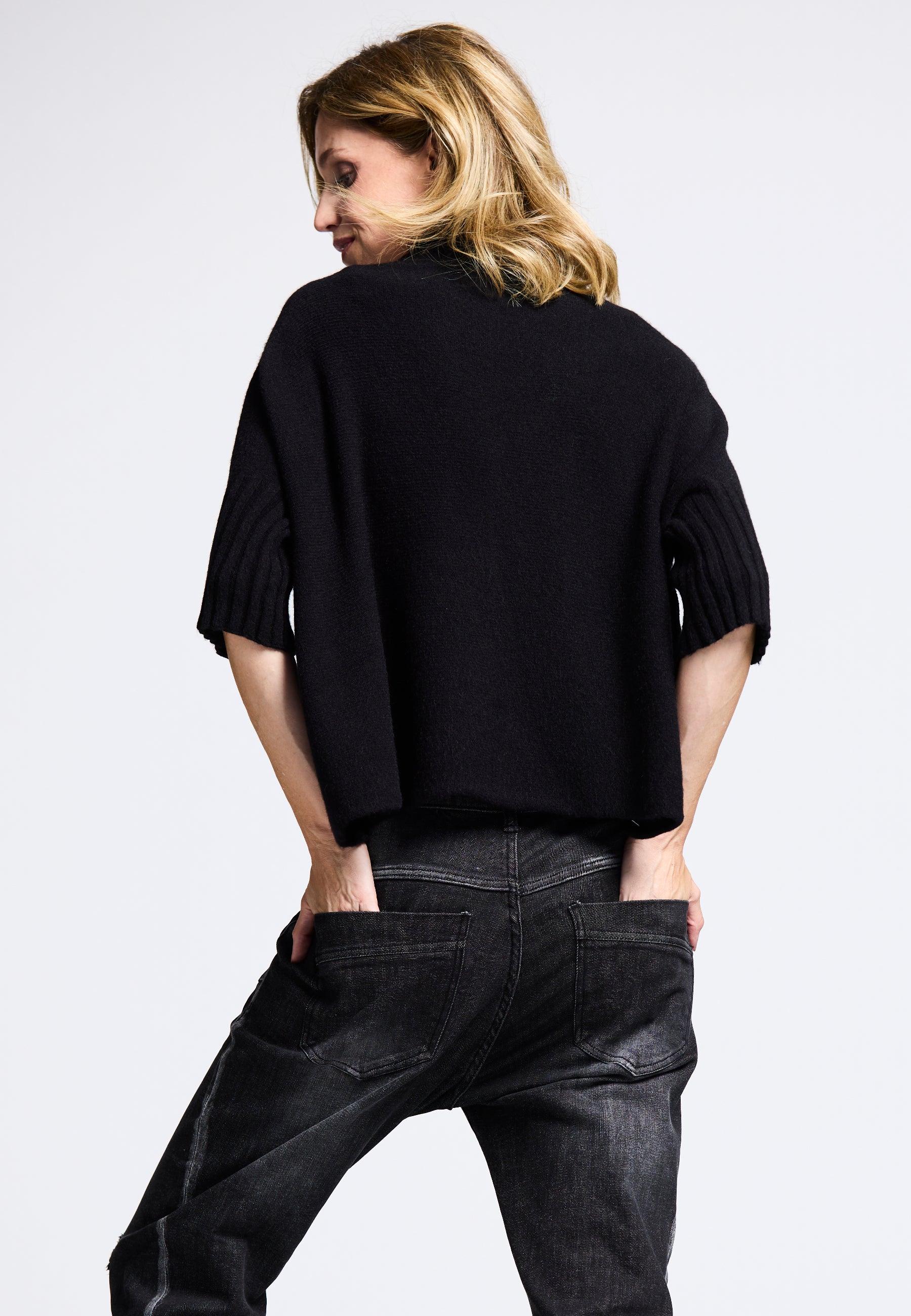 STRICKPULLOVER TIMELESS