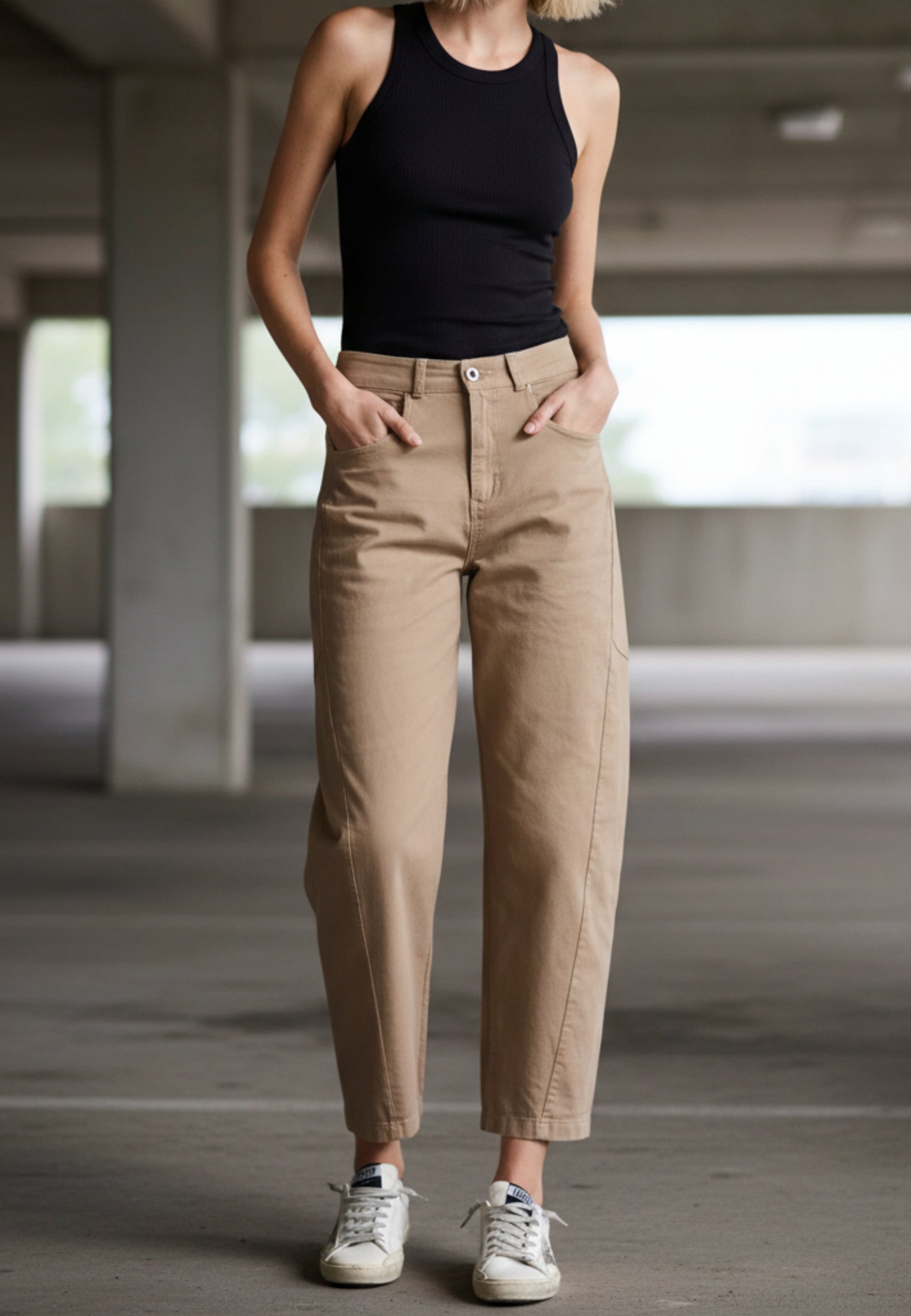 BARREL LEG PANTS
