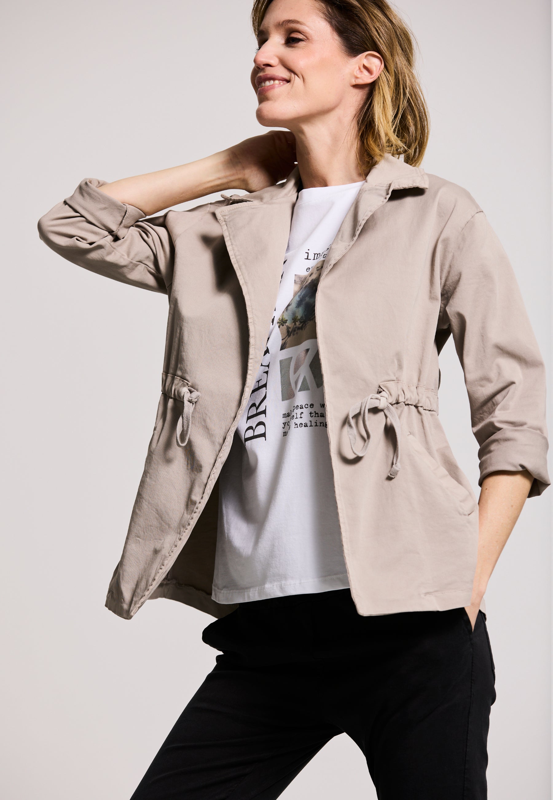 URBAN BREEZE JACKET