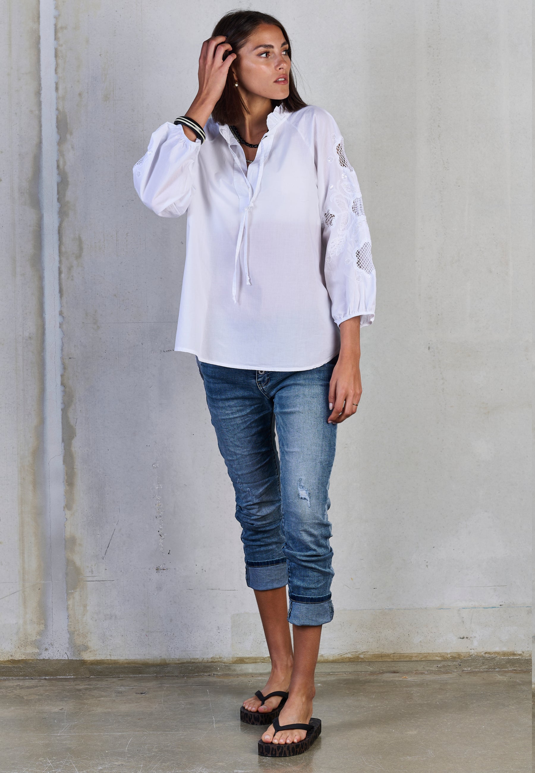 LUNA LACE BLOUSE
