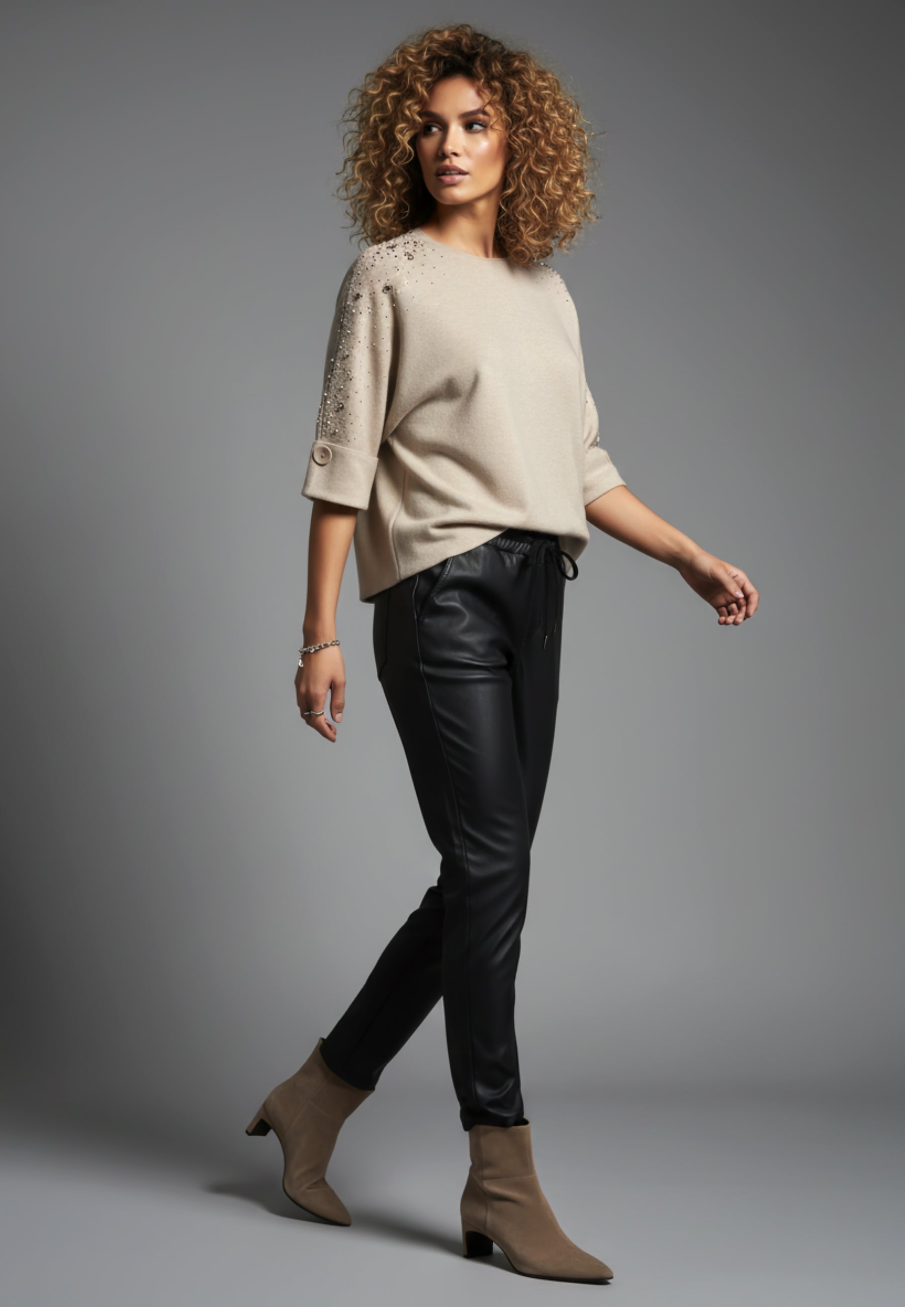 STRICKPULLOVER CRYSTAL