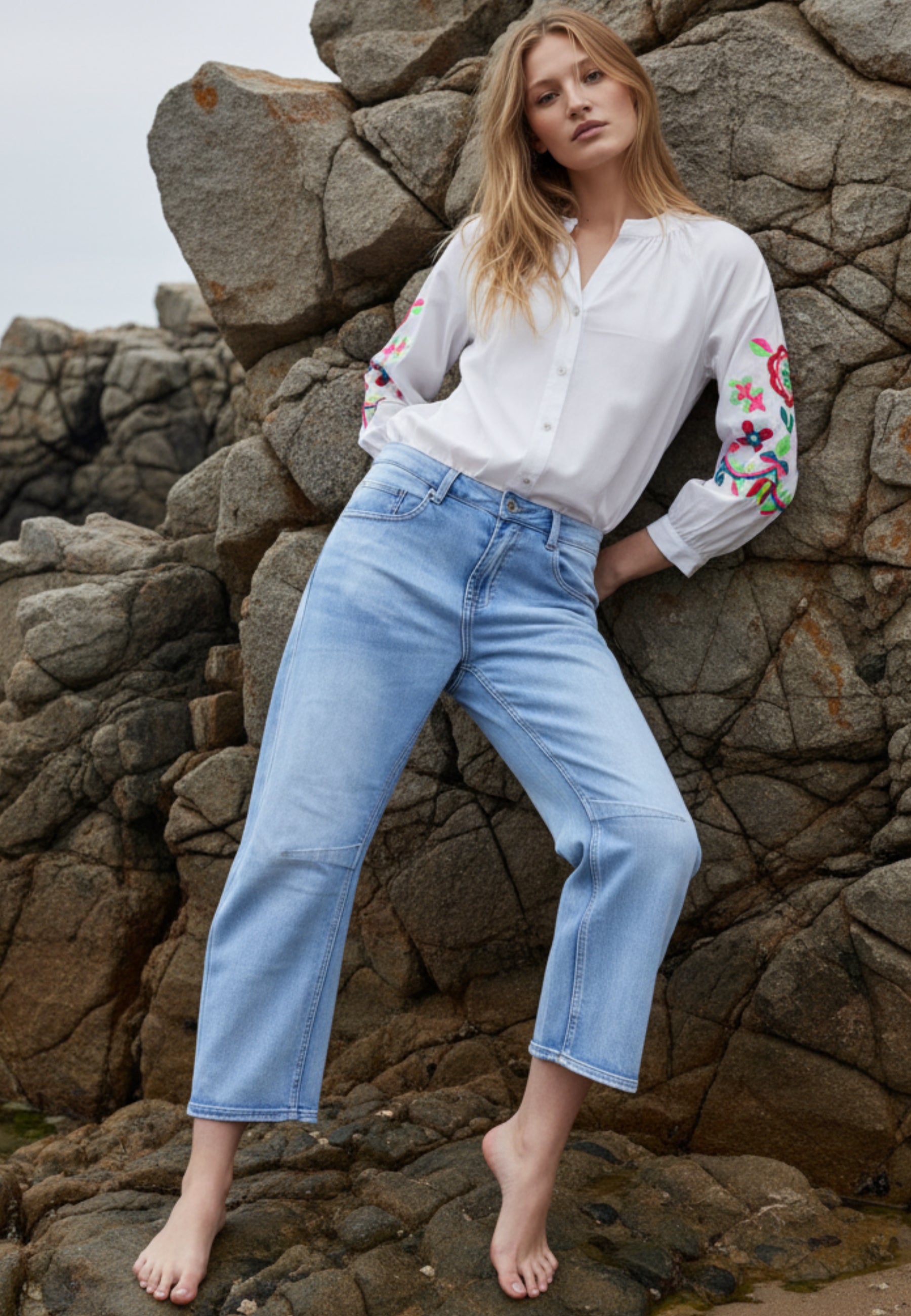 CALM SHAPE JEANS