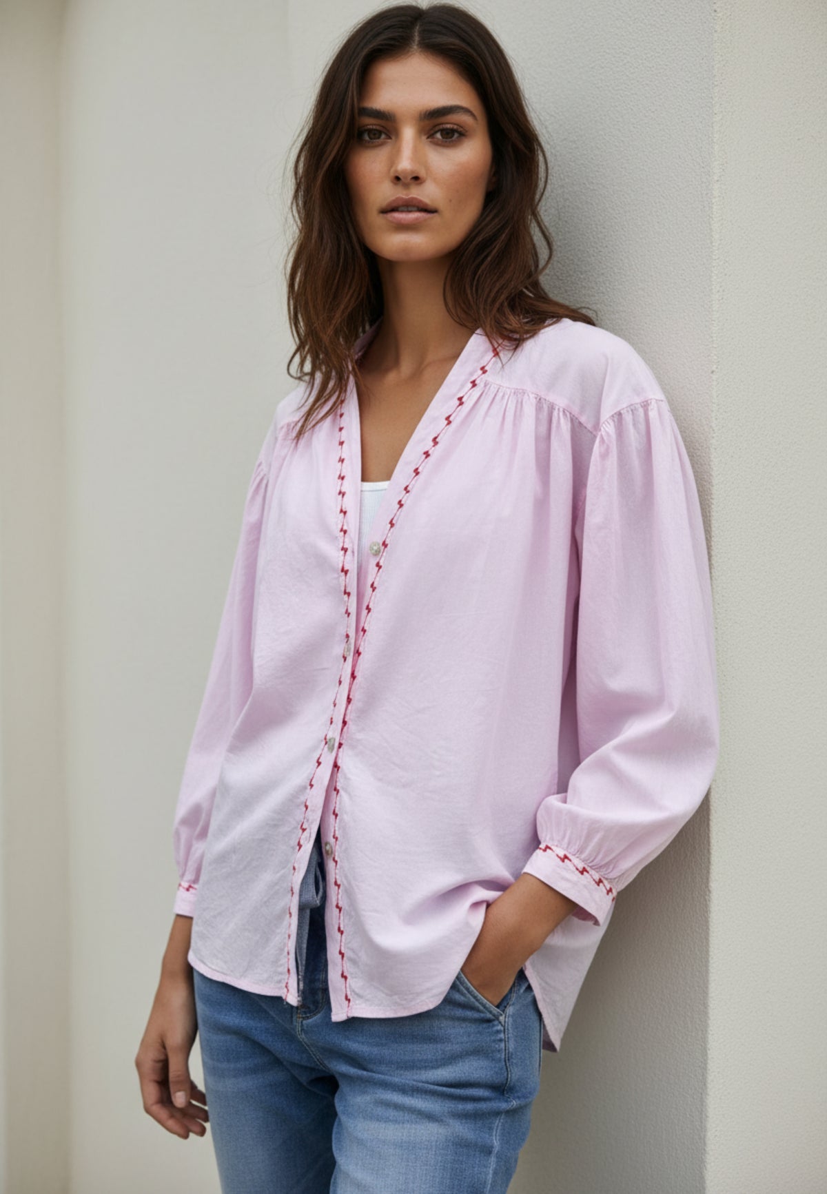 Bluse ROSE REBEL – leichte Baumwollbluse in rosa mit Stickerei
