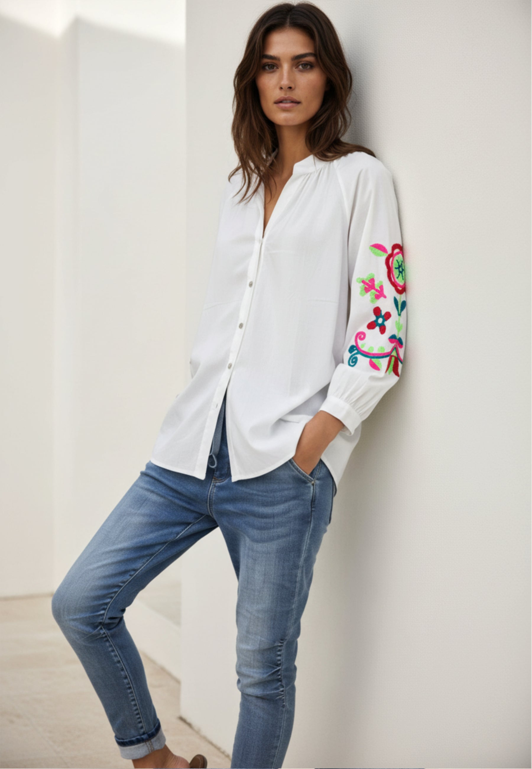 Bluse SUMMER FOLK aus reiner Baumwolle mit Stickerei