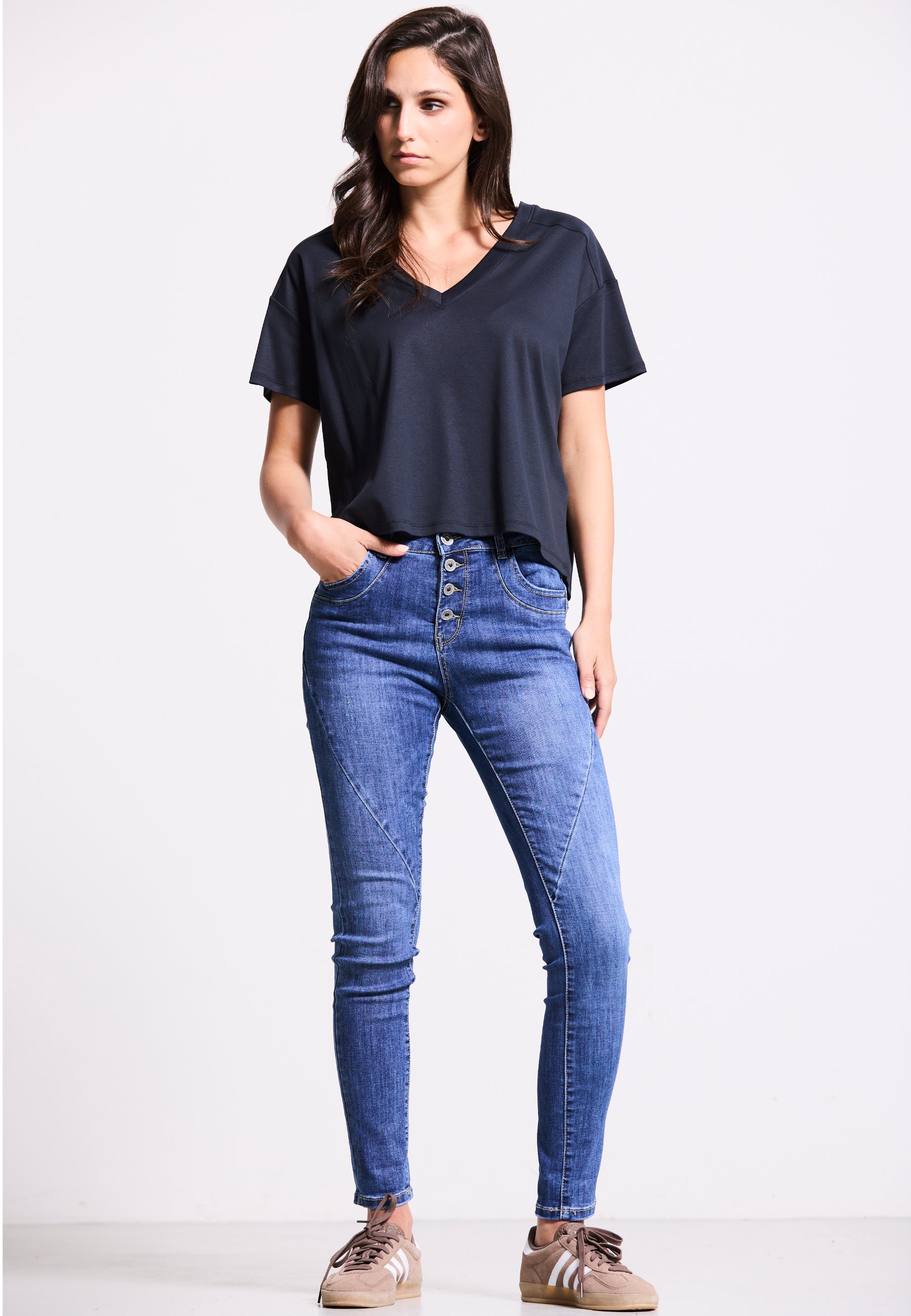 STREET STYLE JEANS