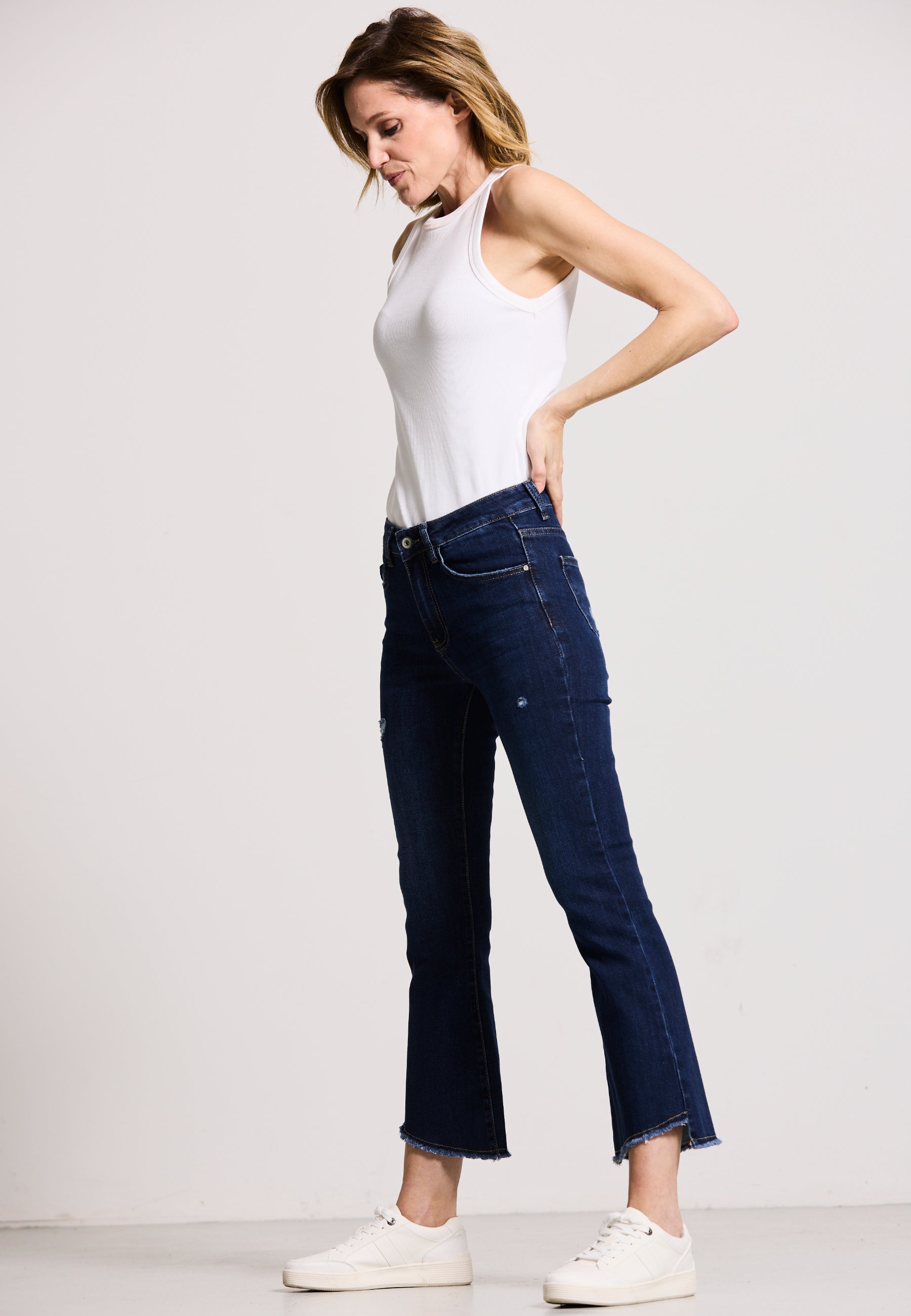 REBEL FIT JEANS