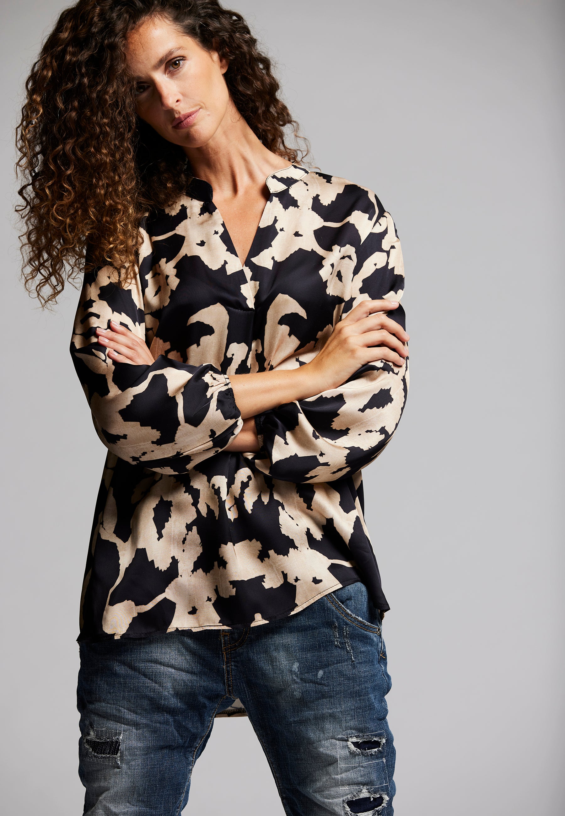 BLUSE MODERN FLOWER