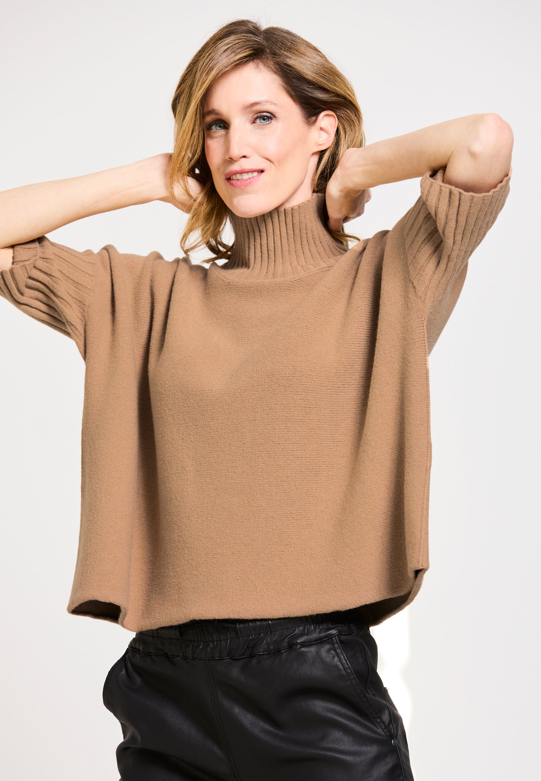 STRICKPULLOVER TIMELESS