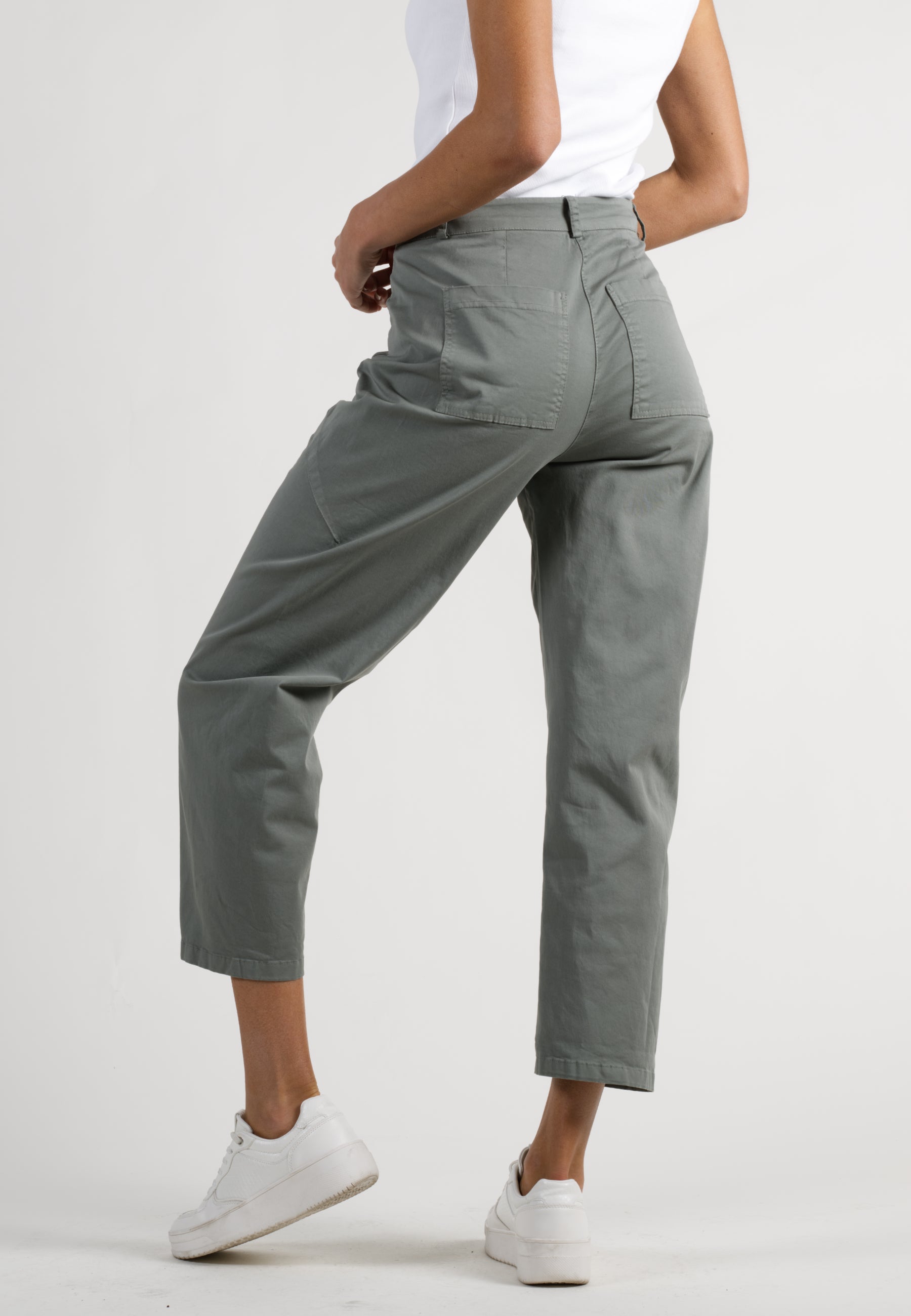 BARREL LEG PANTS