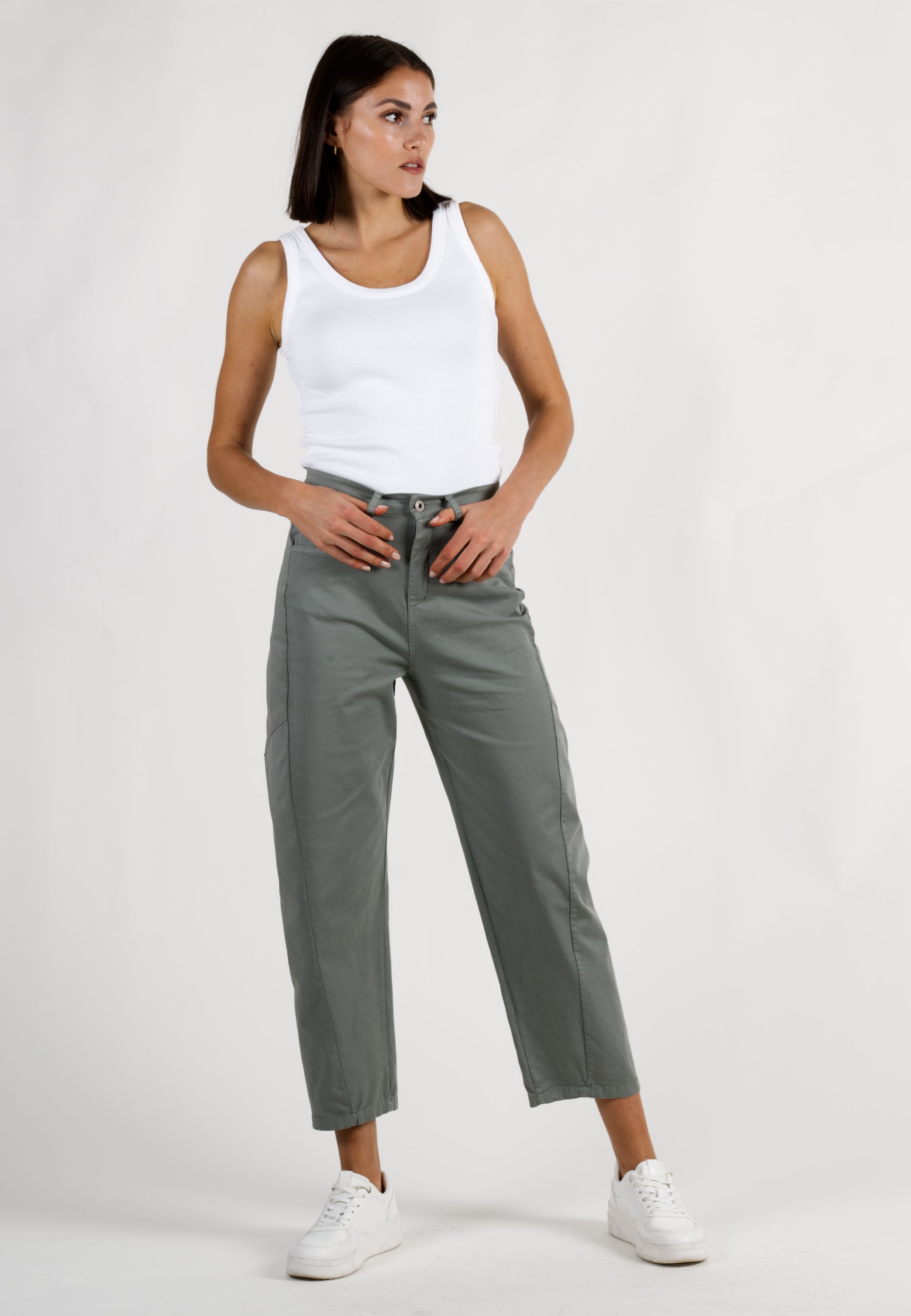 BARREL LEG PANTS