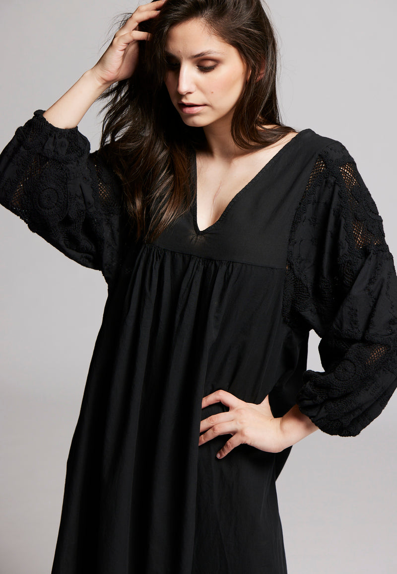 MAXIKLEID ROMANCE