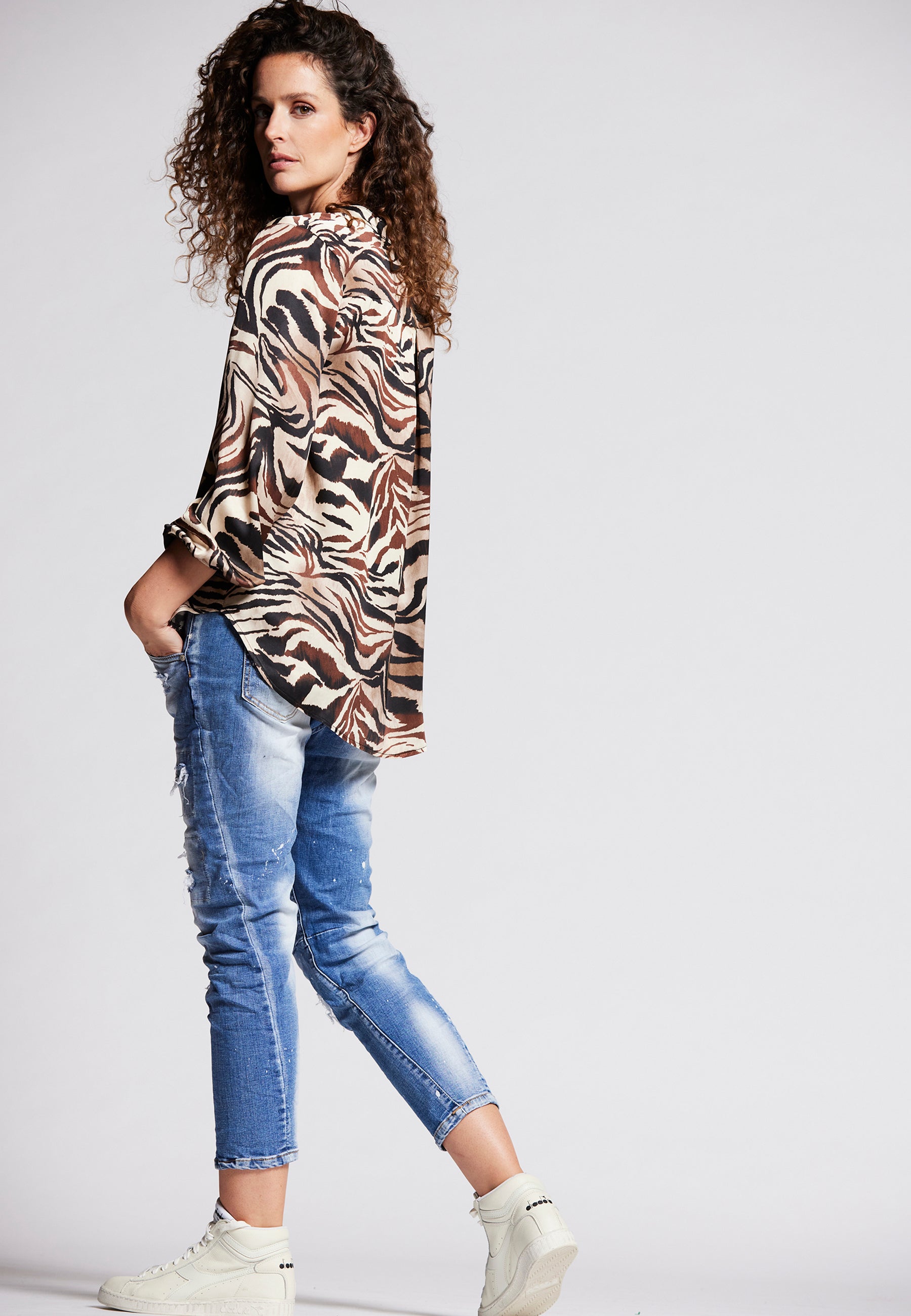 WILD REBEL BLUSE