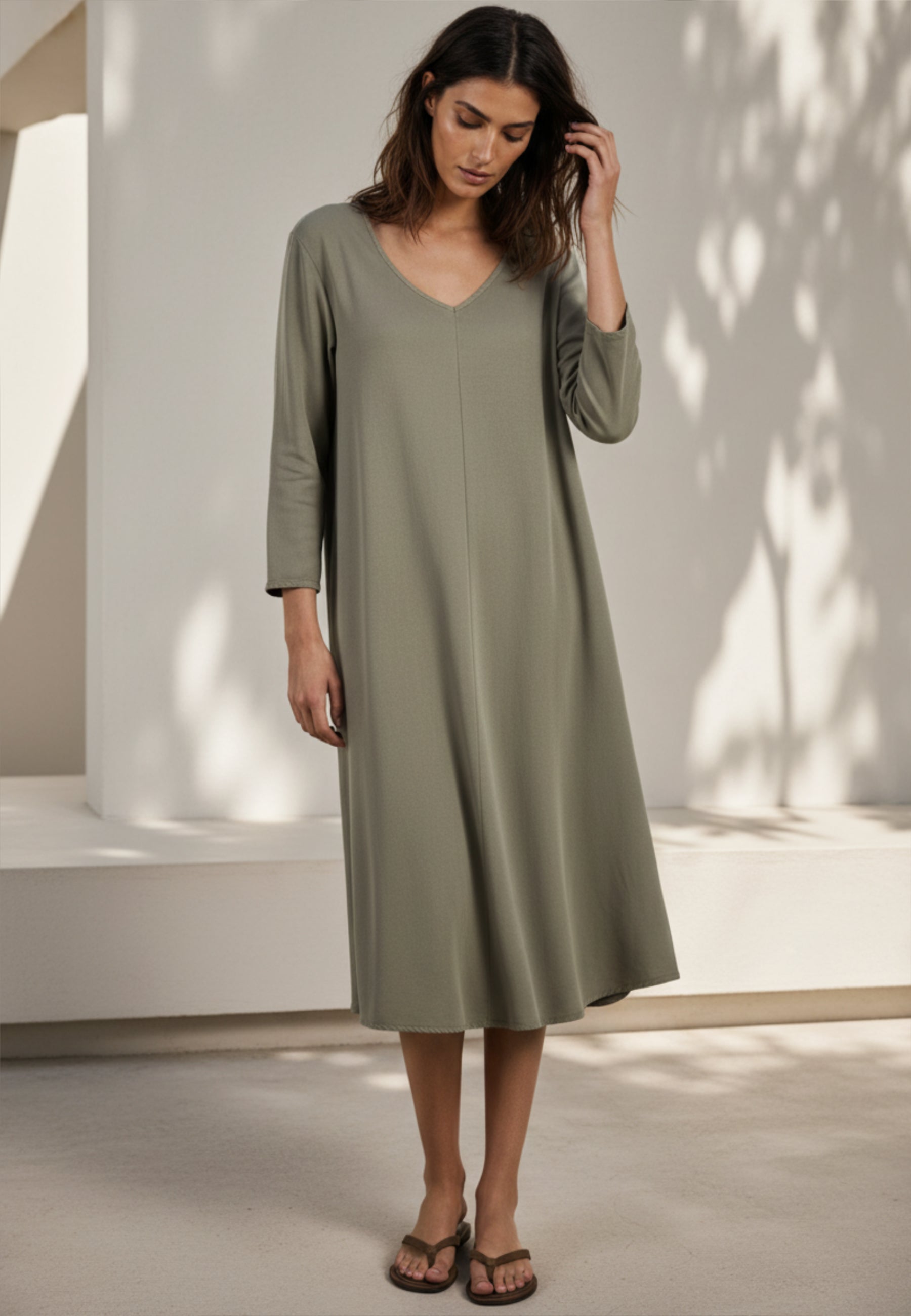 Midikleid MODERN MUSE aus Viskose
