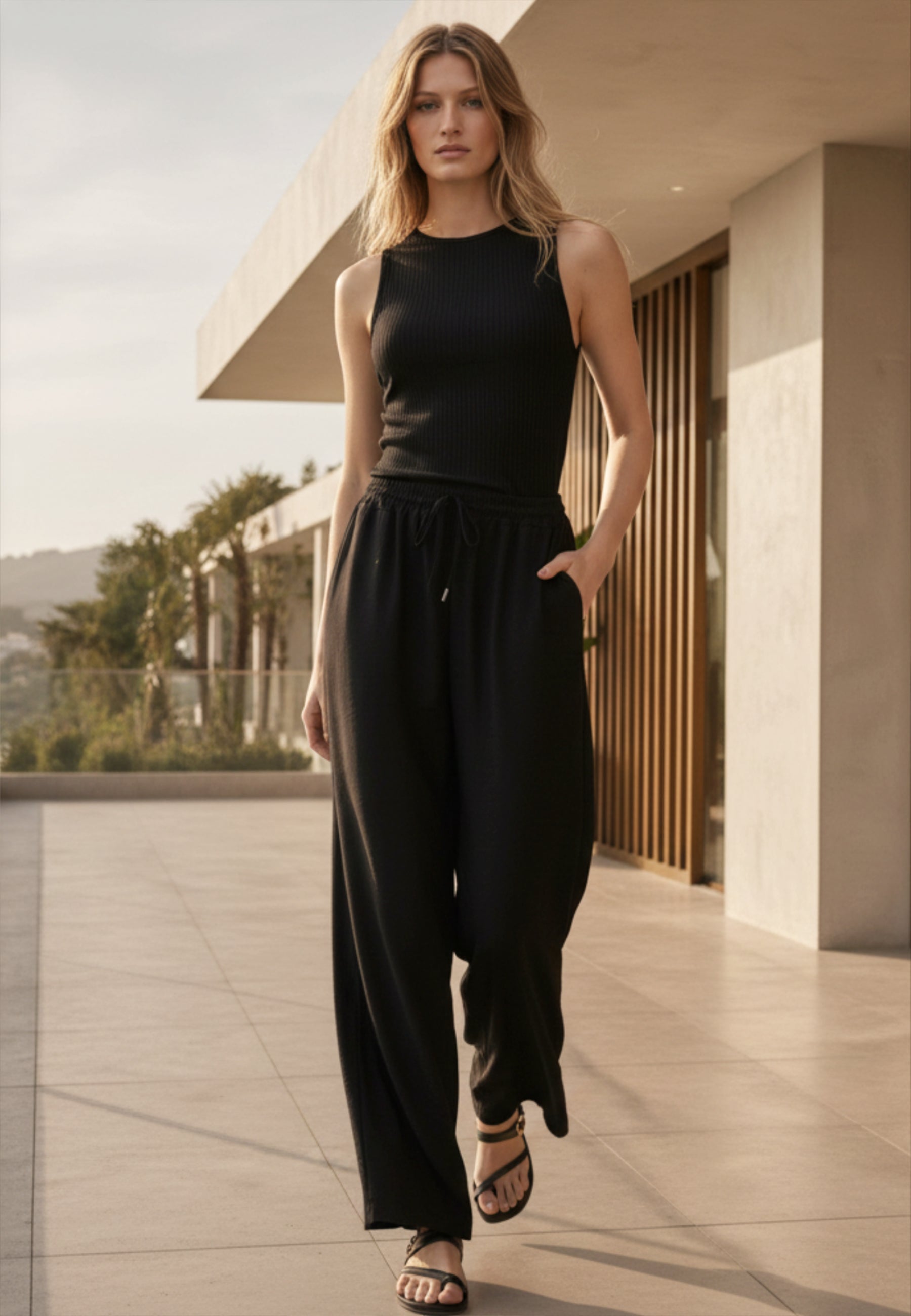 HOSE FLOWY WIDE LEG
