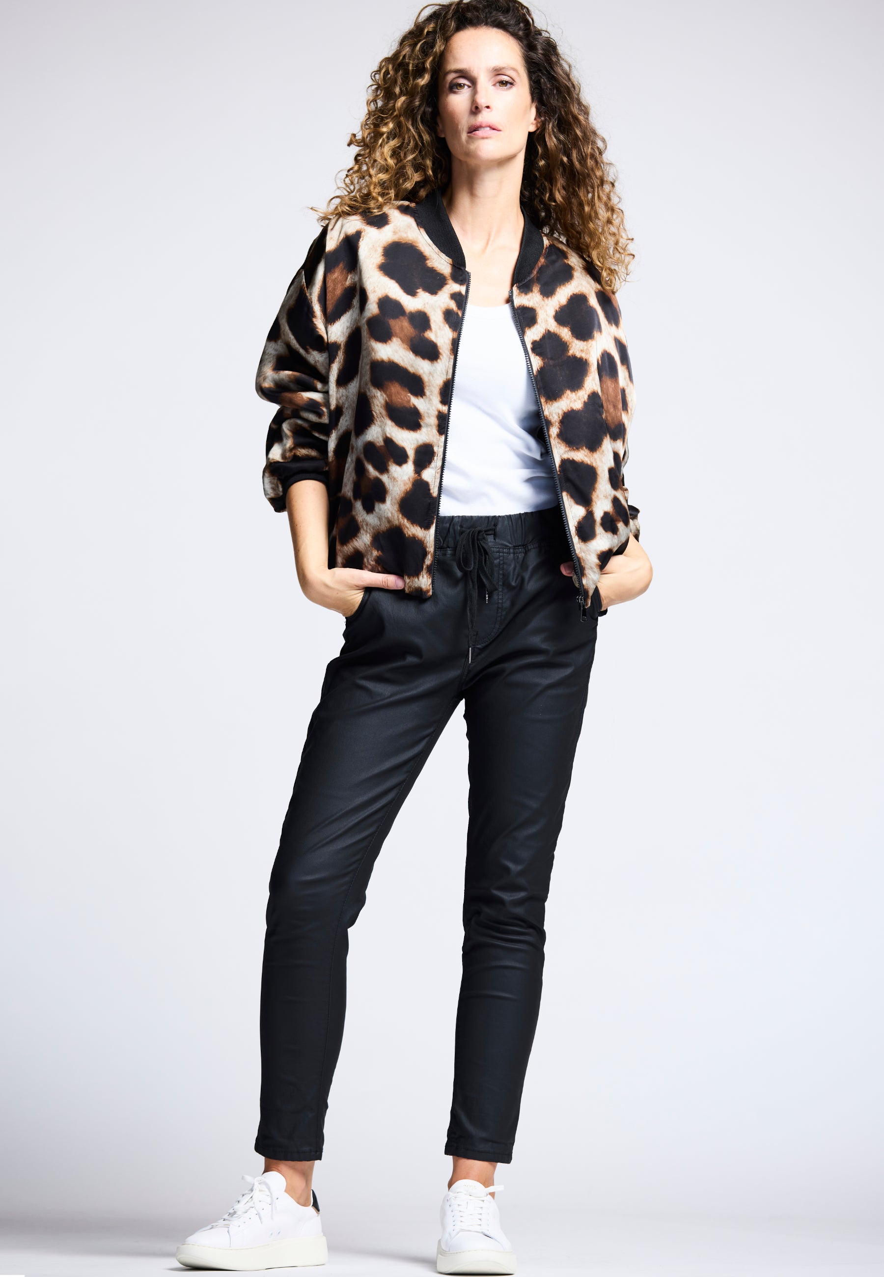 BOMBERJACKE WILD LOVE