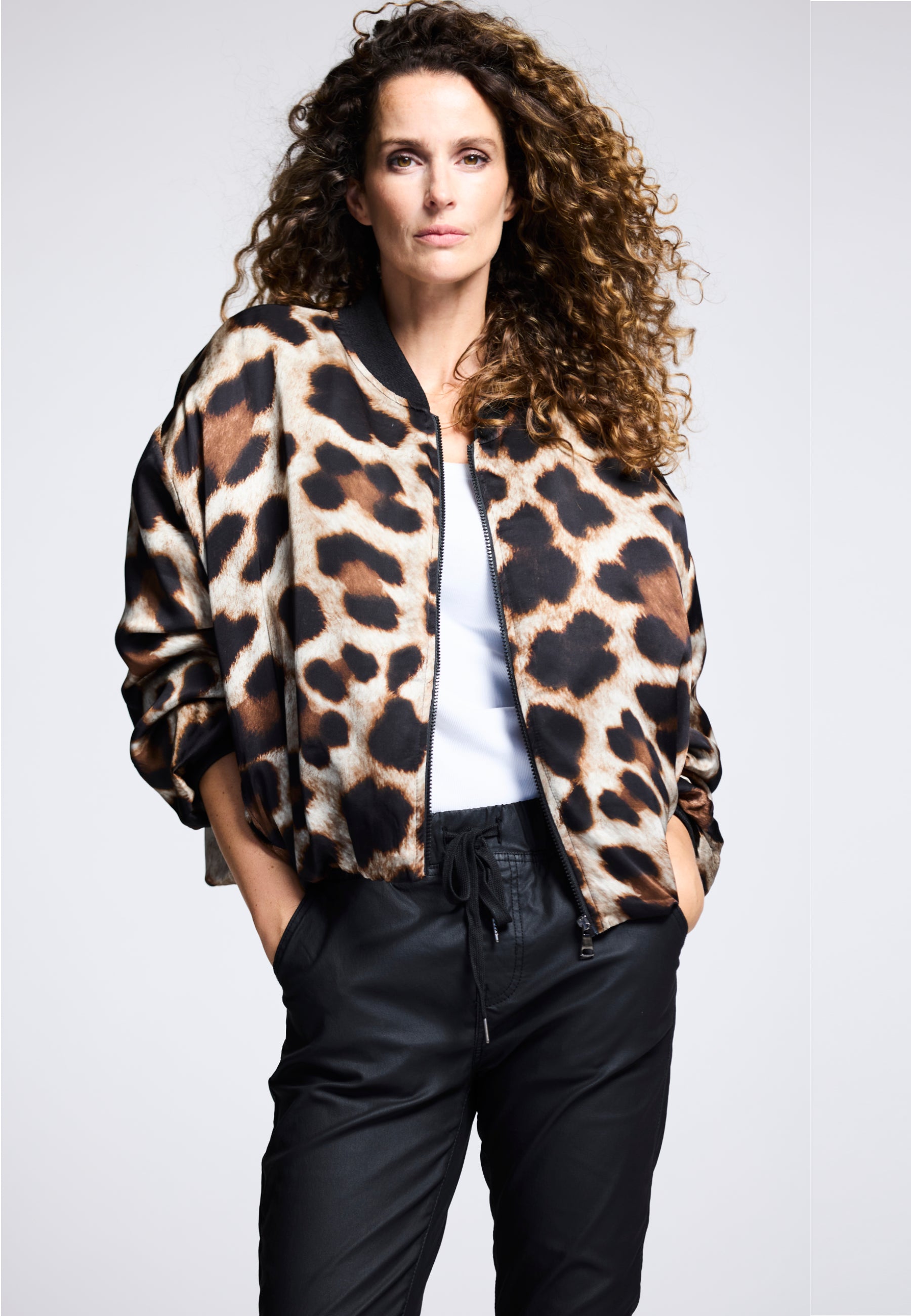 BOMBERJACKE WILD LOVE