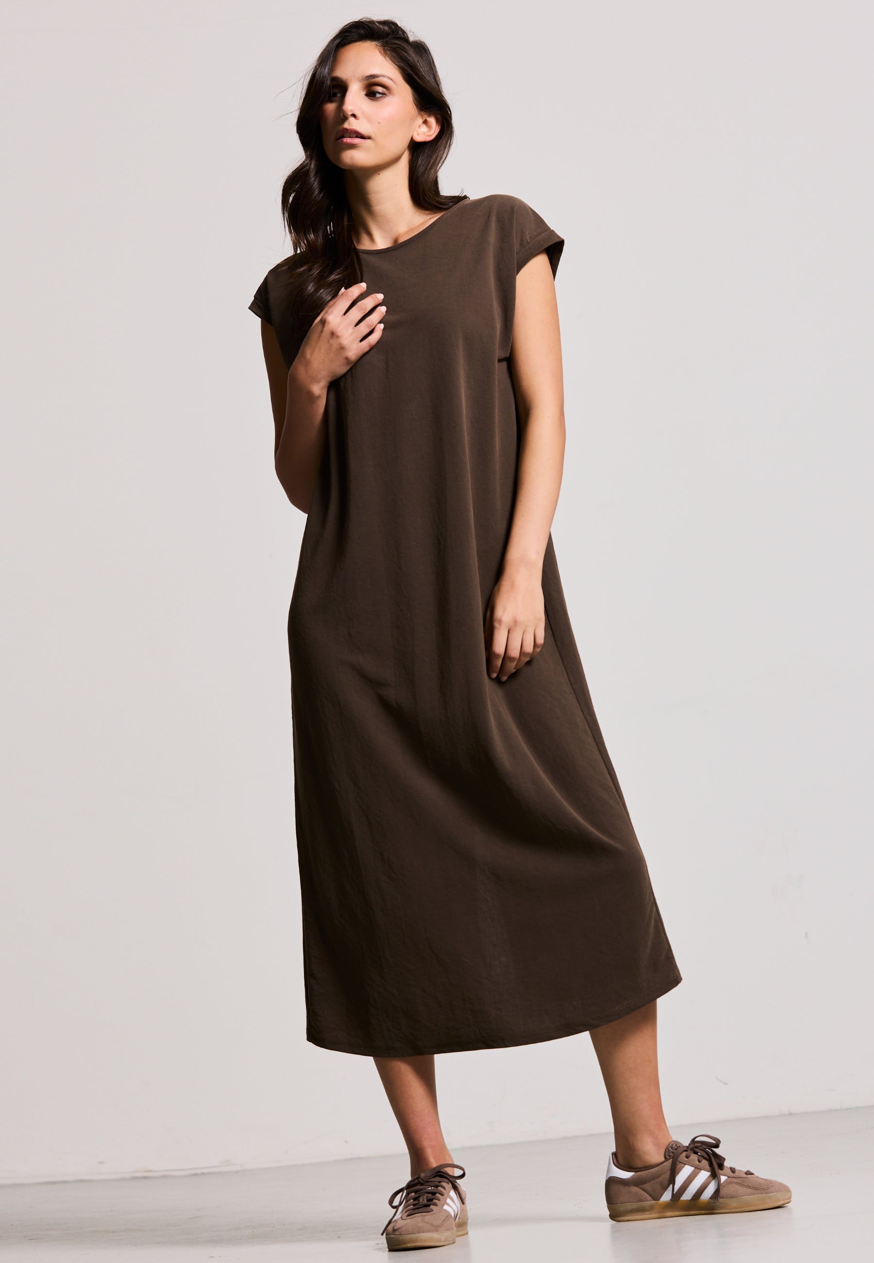 MIDI KLEID EASE