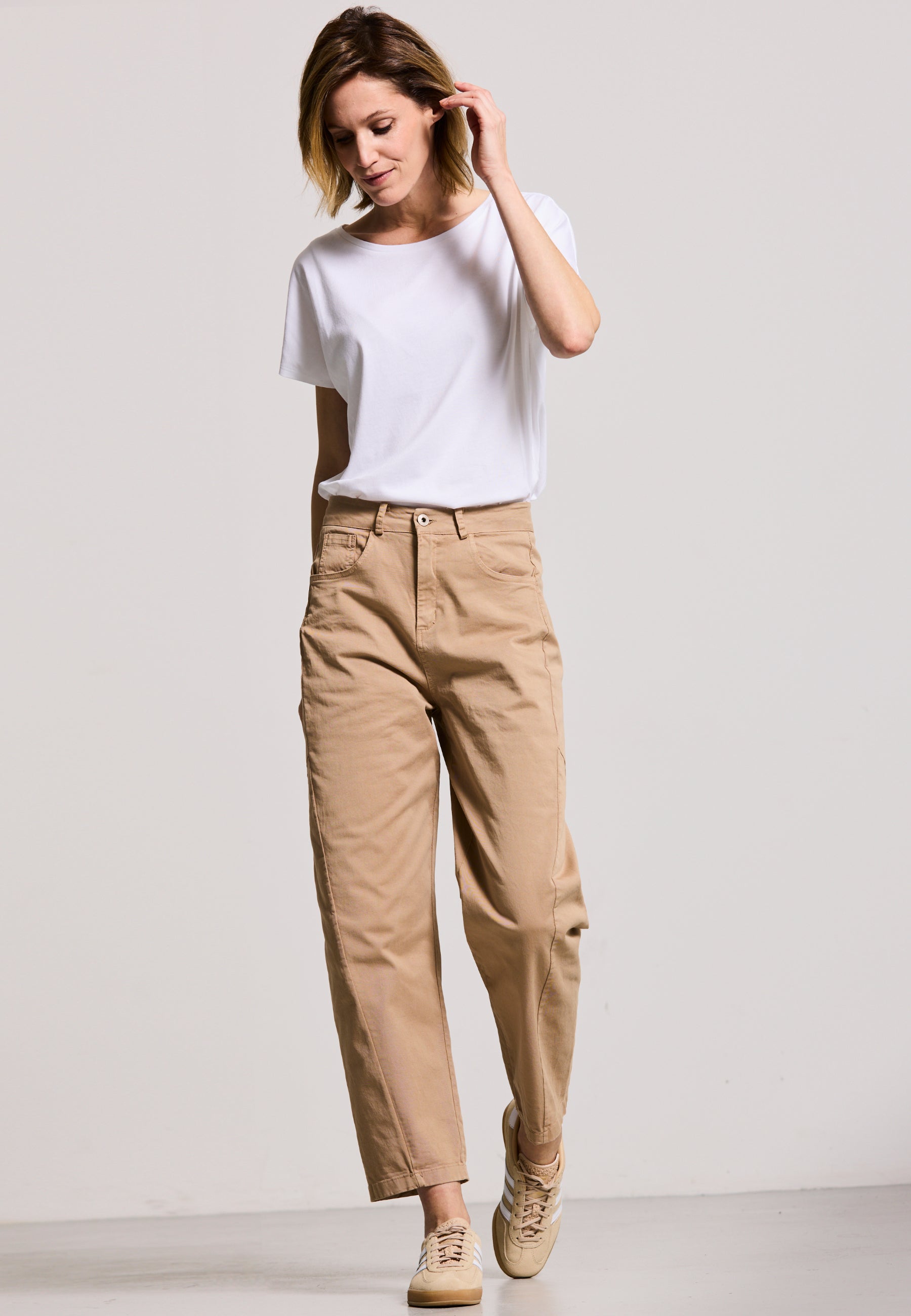 BARREL LEG PANTS