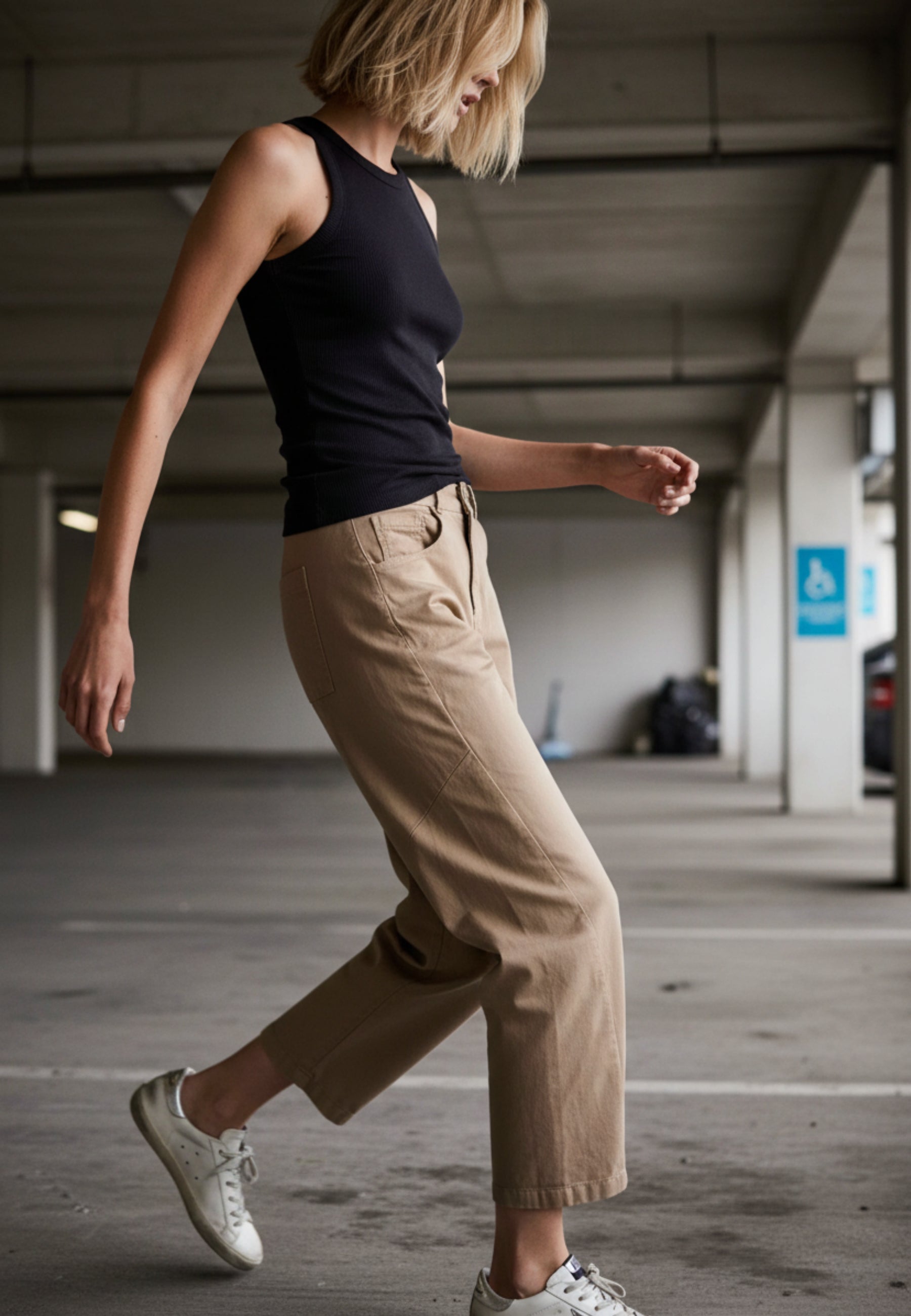 BARREL LEG PANTS