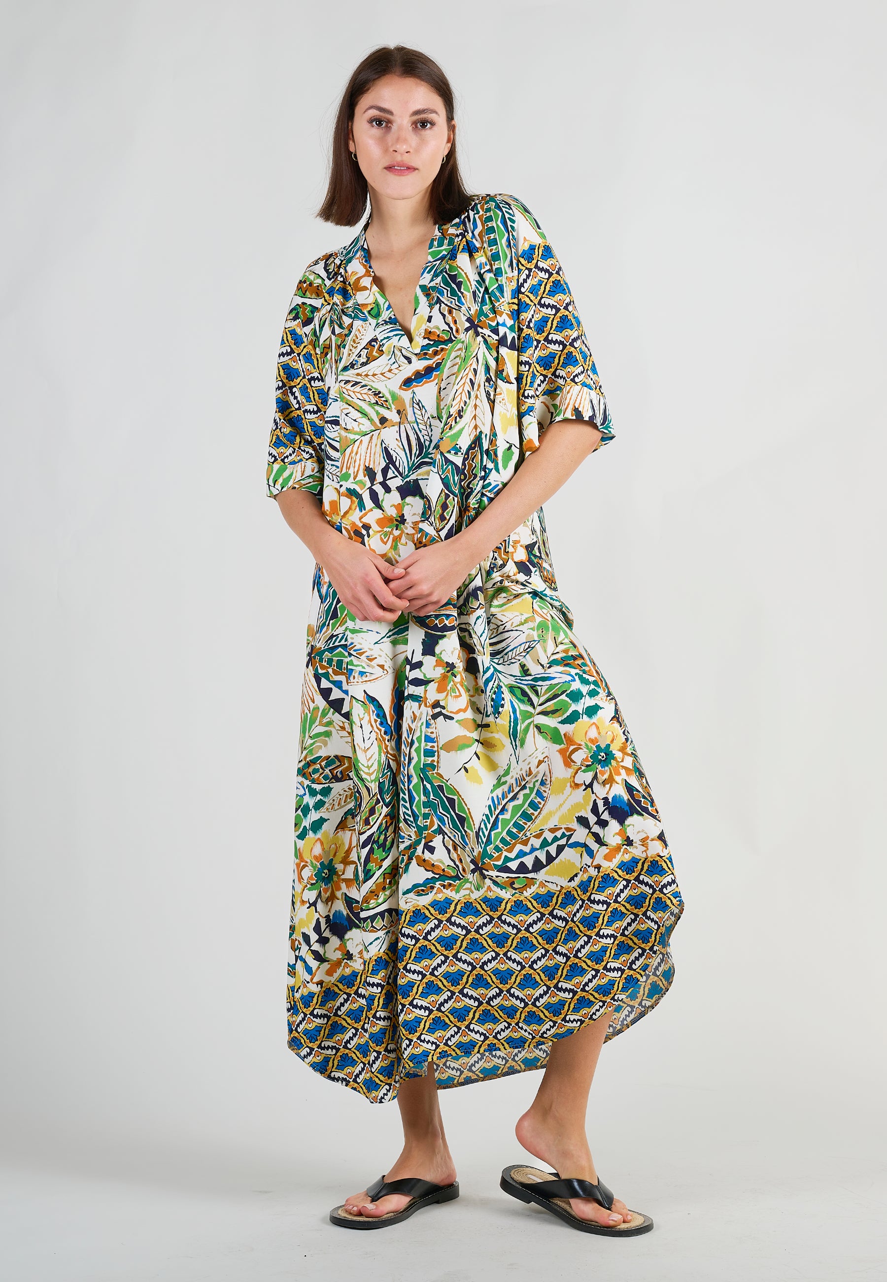 DRESS SUNNY MOMENTS