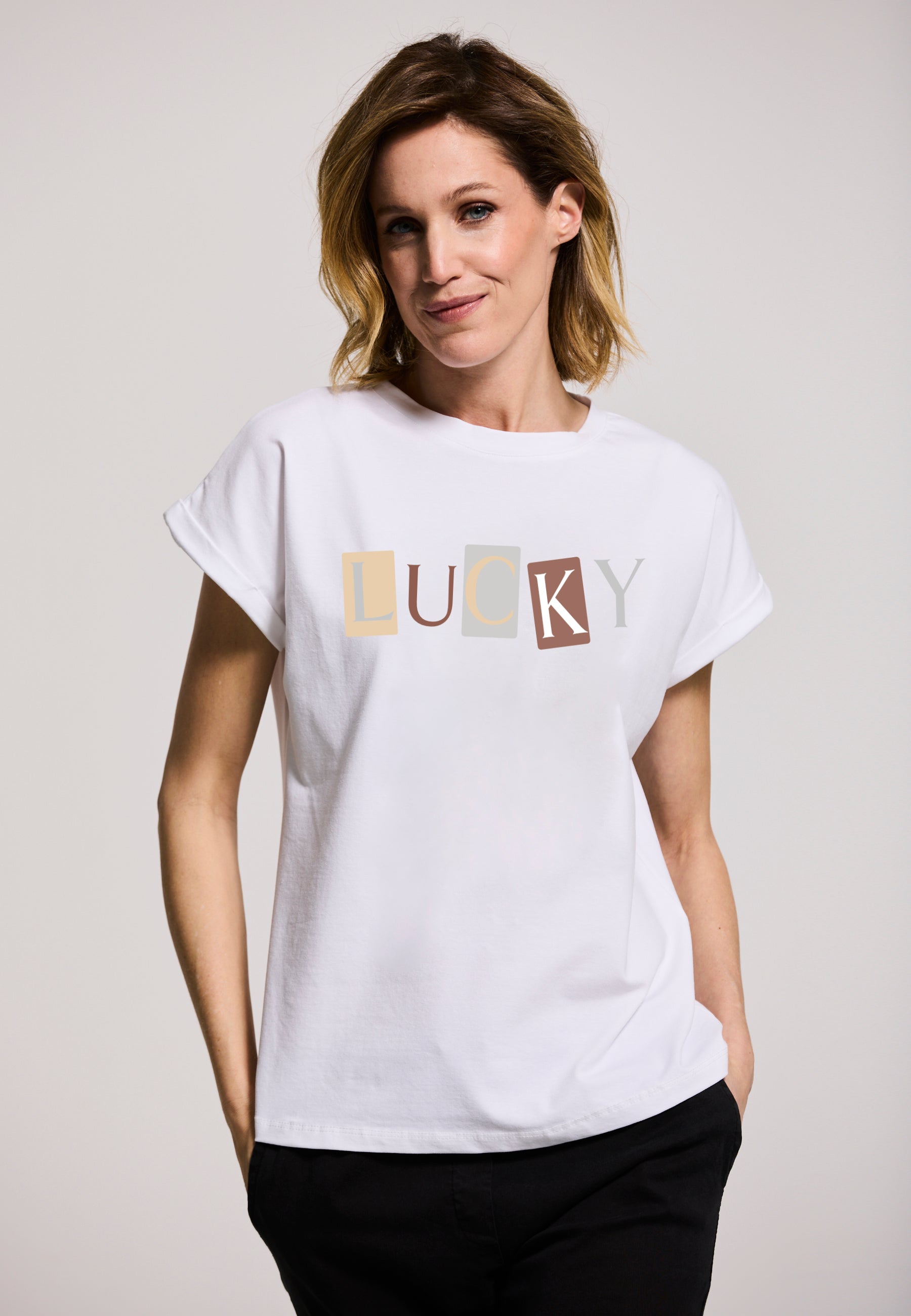 T-SHIRT LUCKY