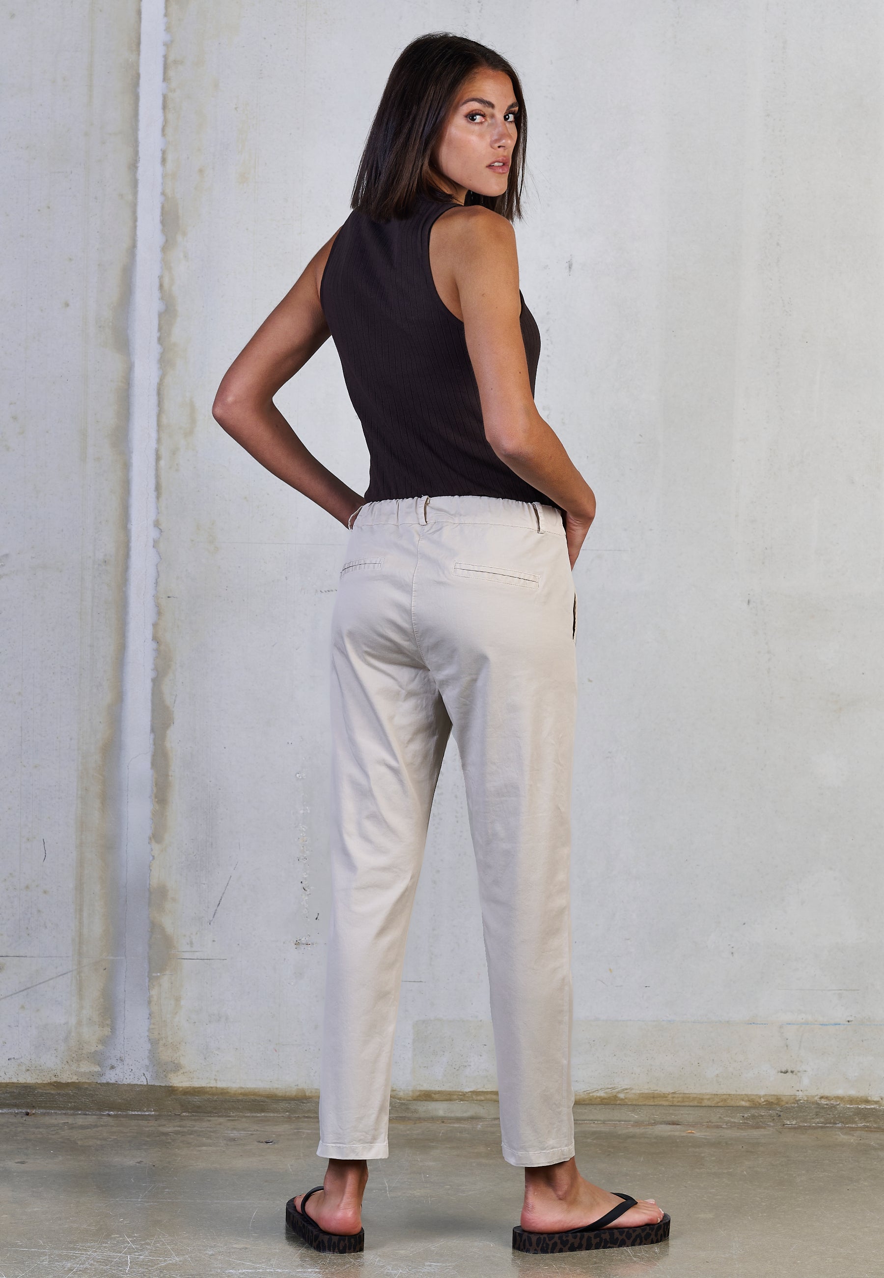 CHINO CLEAN CUT