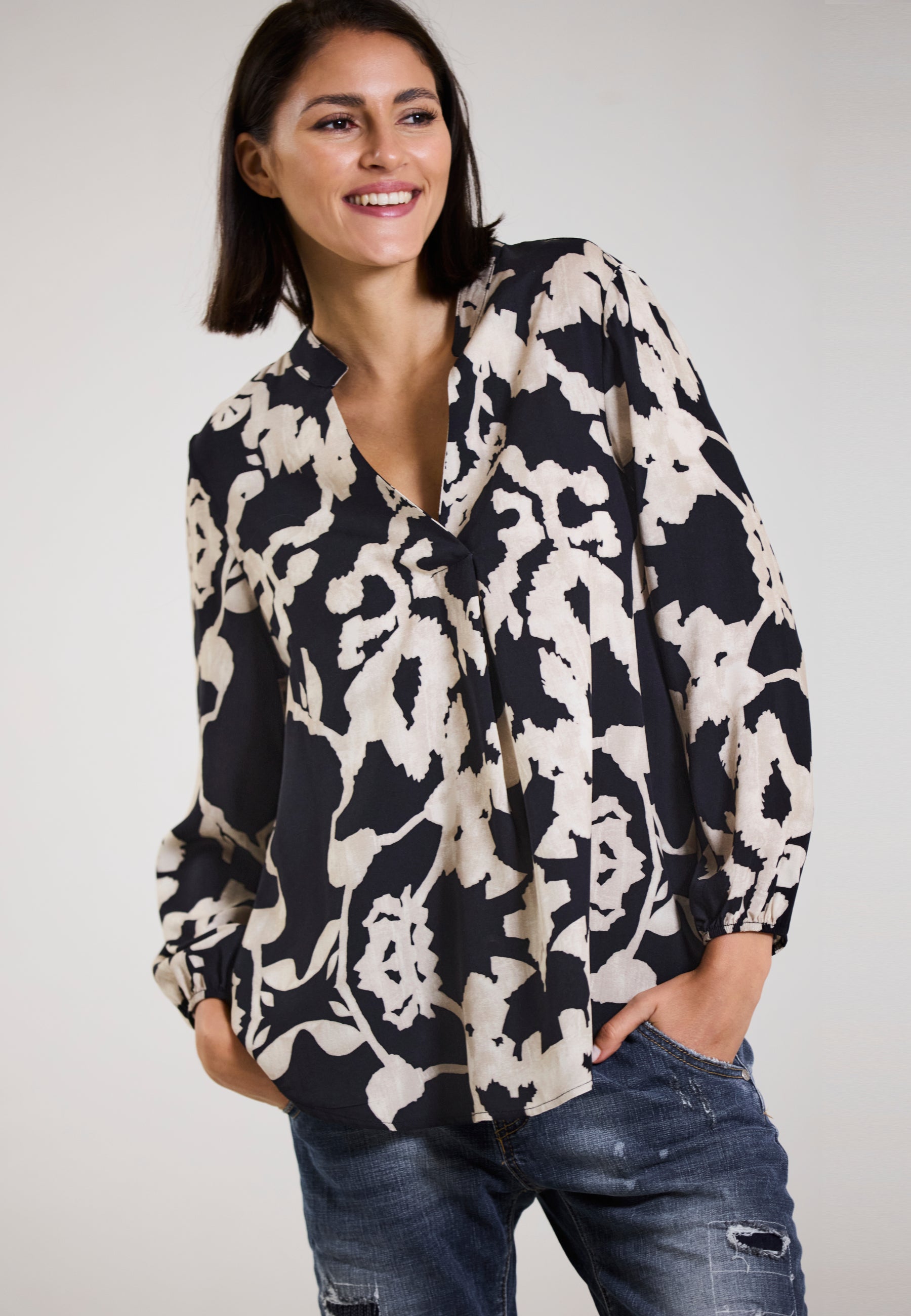 BLUSE MODERN FLOWER