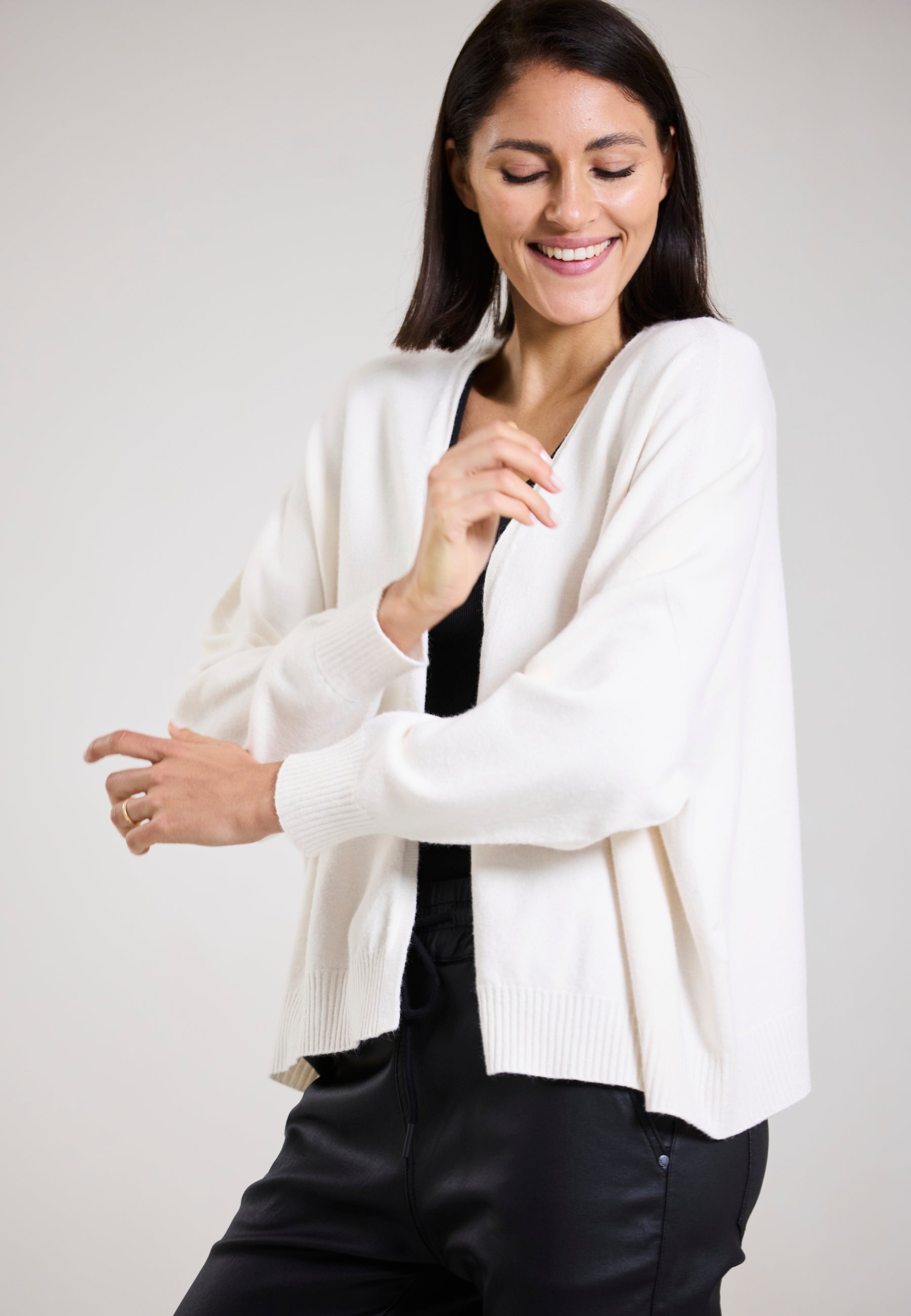 CARDIGAN URBAN EASE