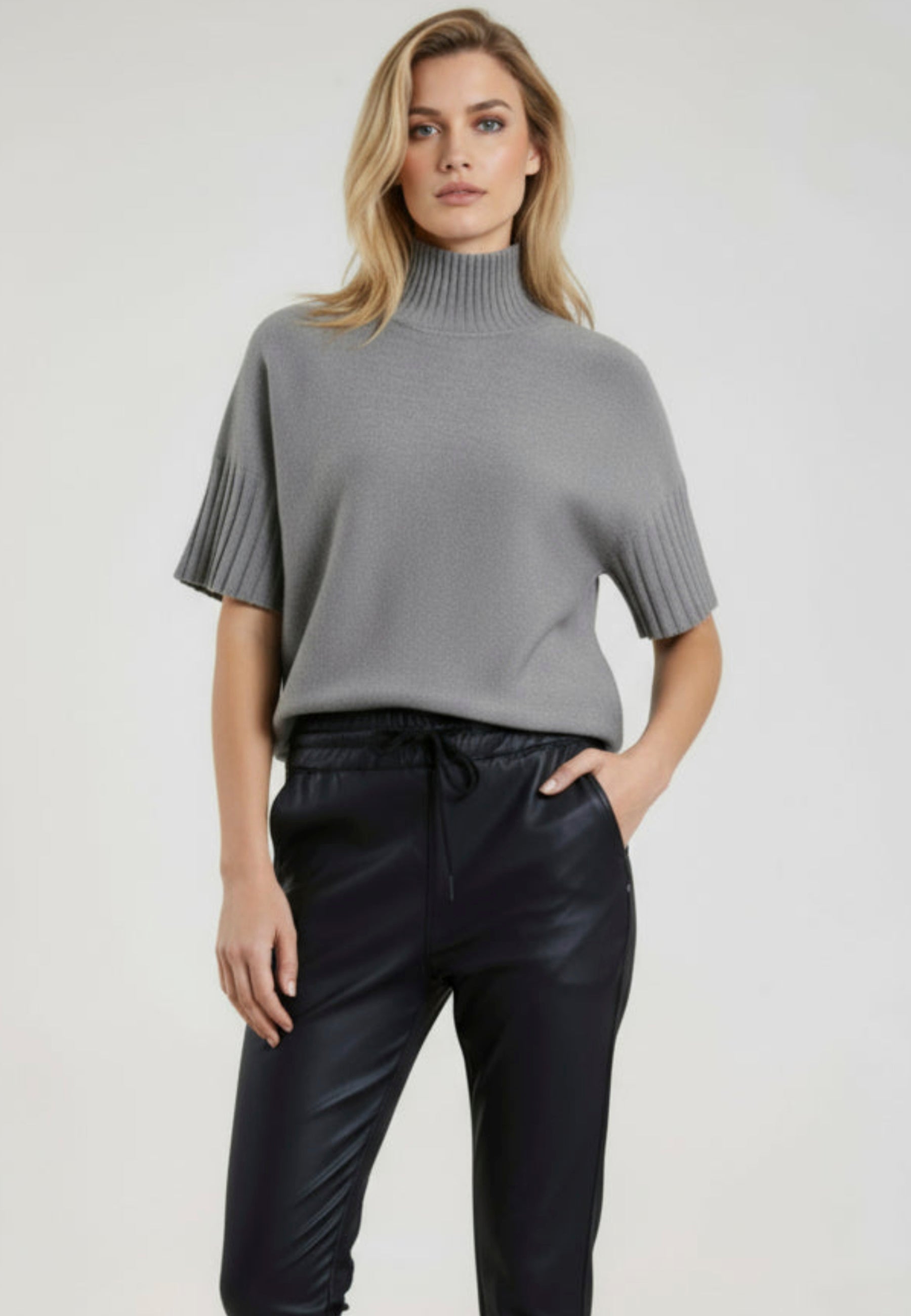 STRICKPULLOVER TIMELESS