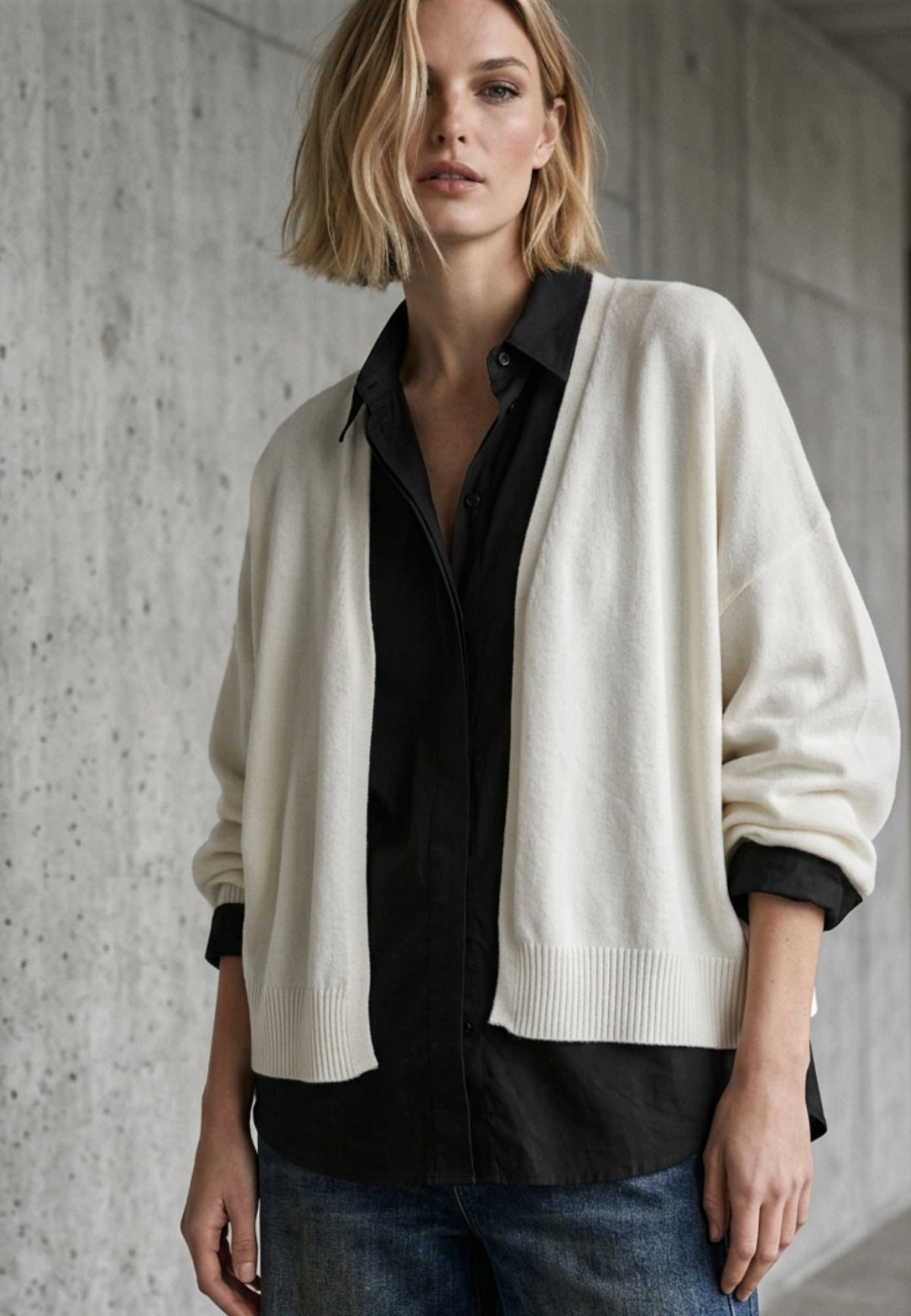 Strickjacke MODERN LAYER aus Viskose-Mix