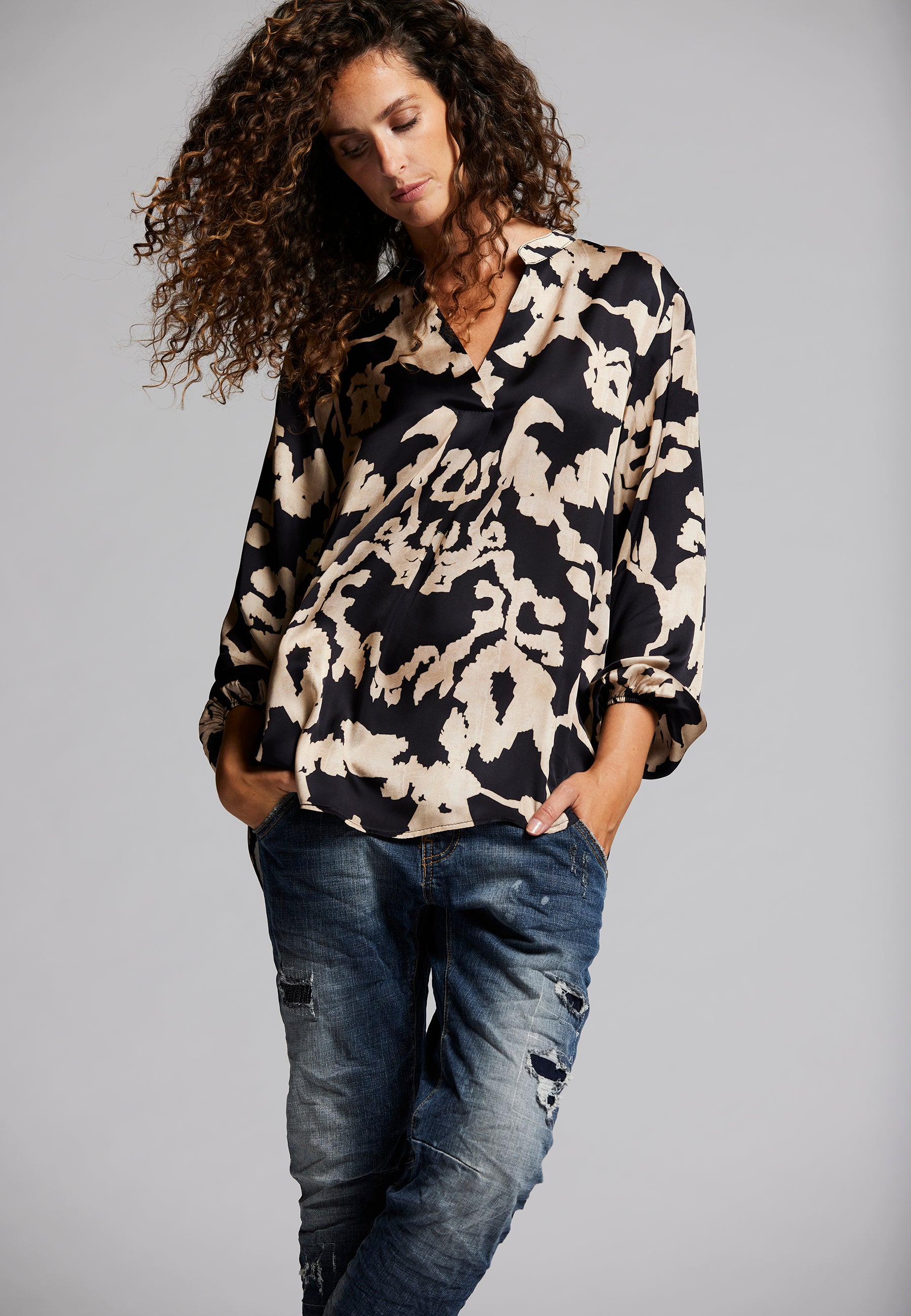 BLUSE MODERN FLOWER