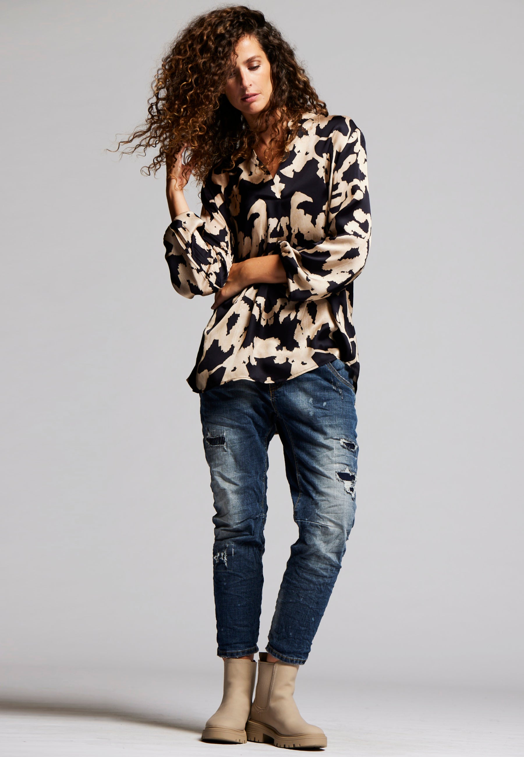 BLUSE MODERN FLOWER