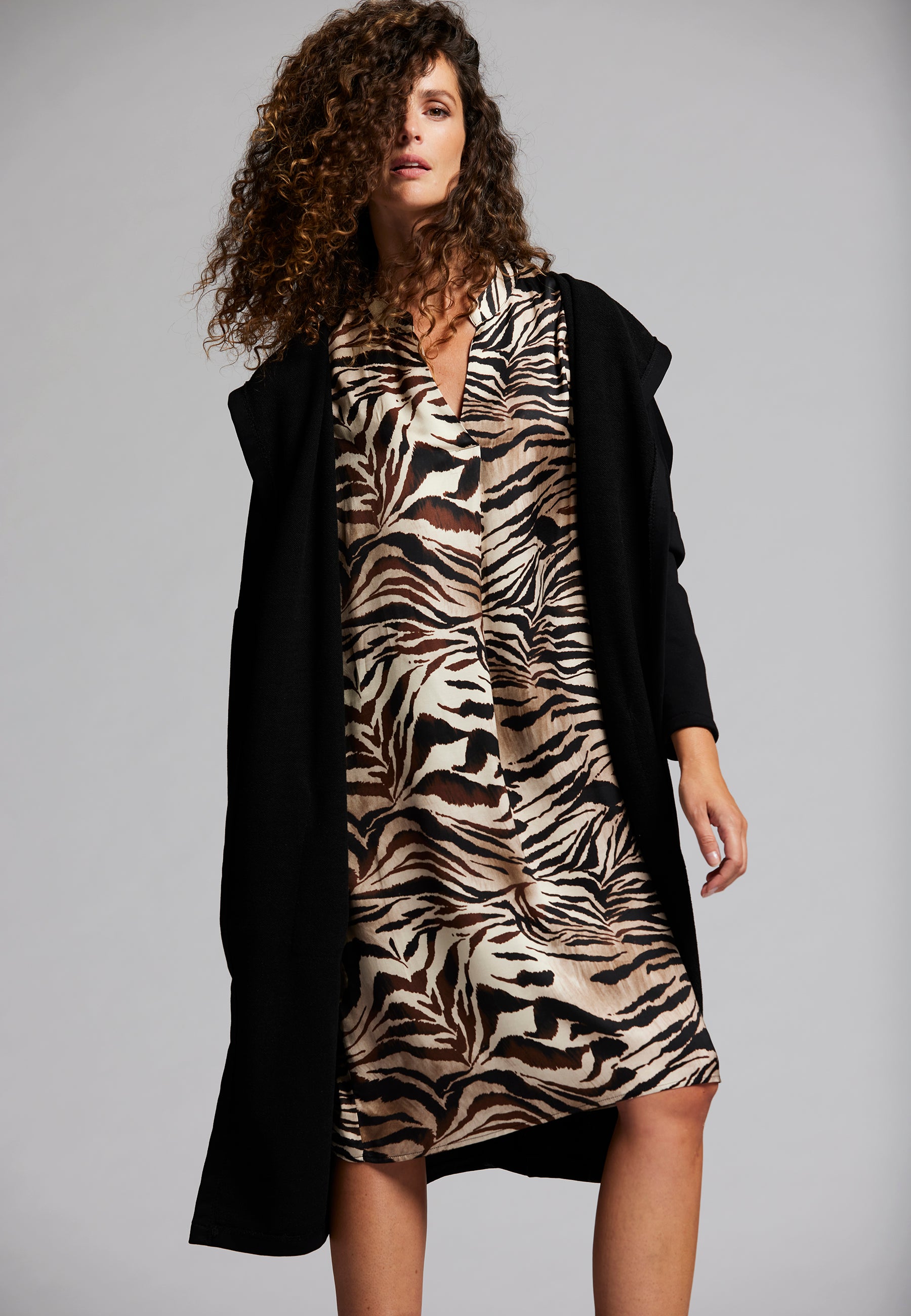 DRESS WILD REBEL