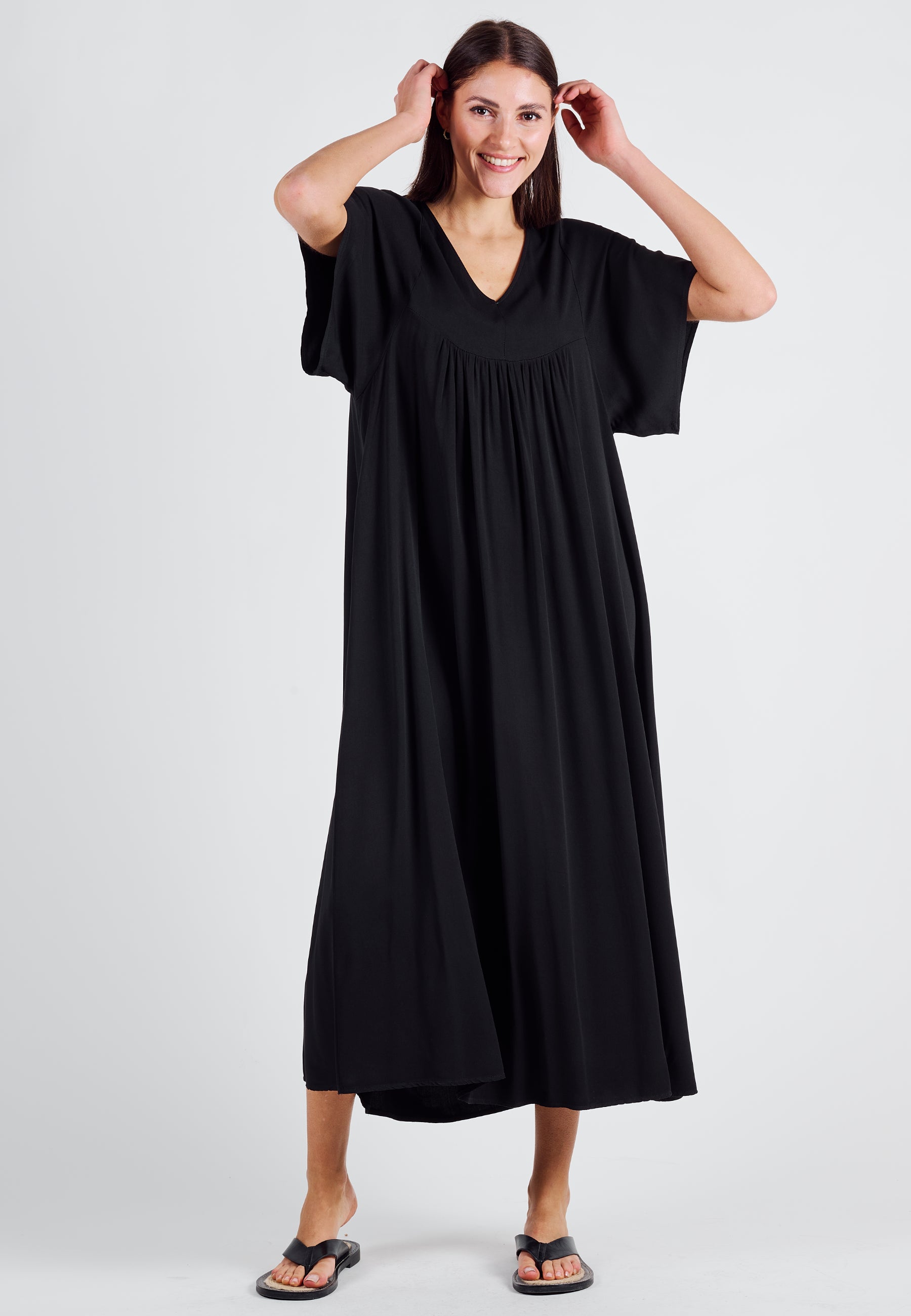 SOFT LINE DRESS